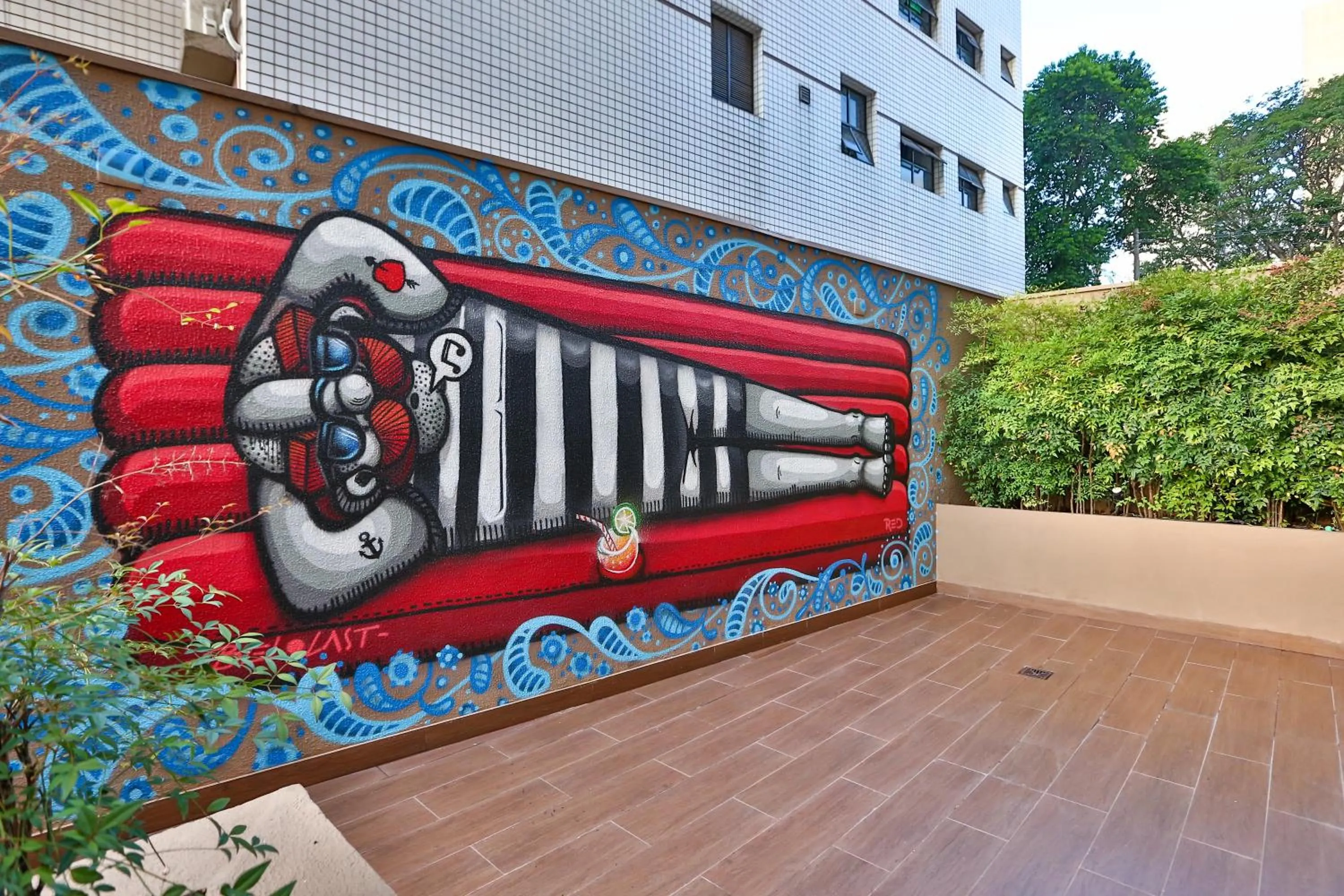 Decorative detail in Radisson RED Campinas