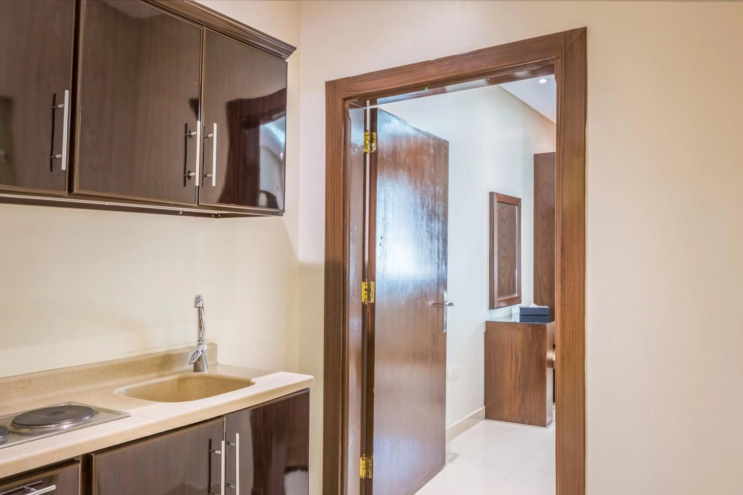 Kitchen or kitchenette in Al Muhaidb Residence Al Narges