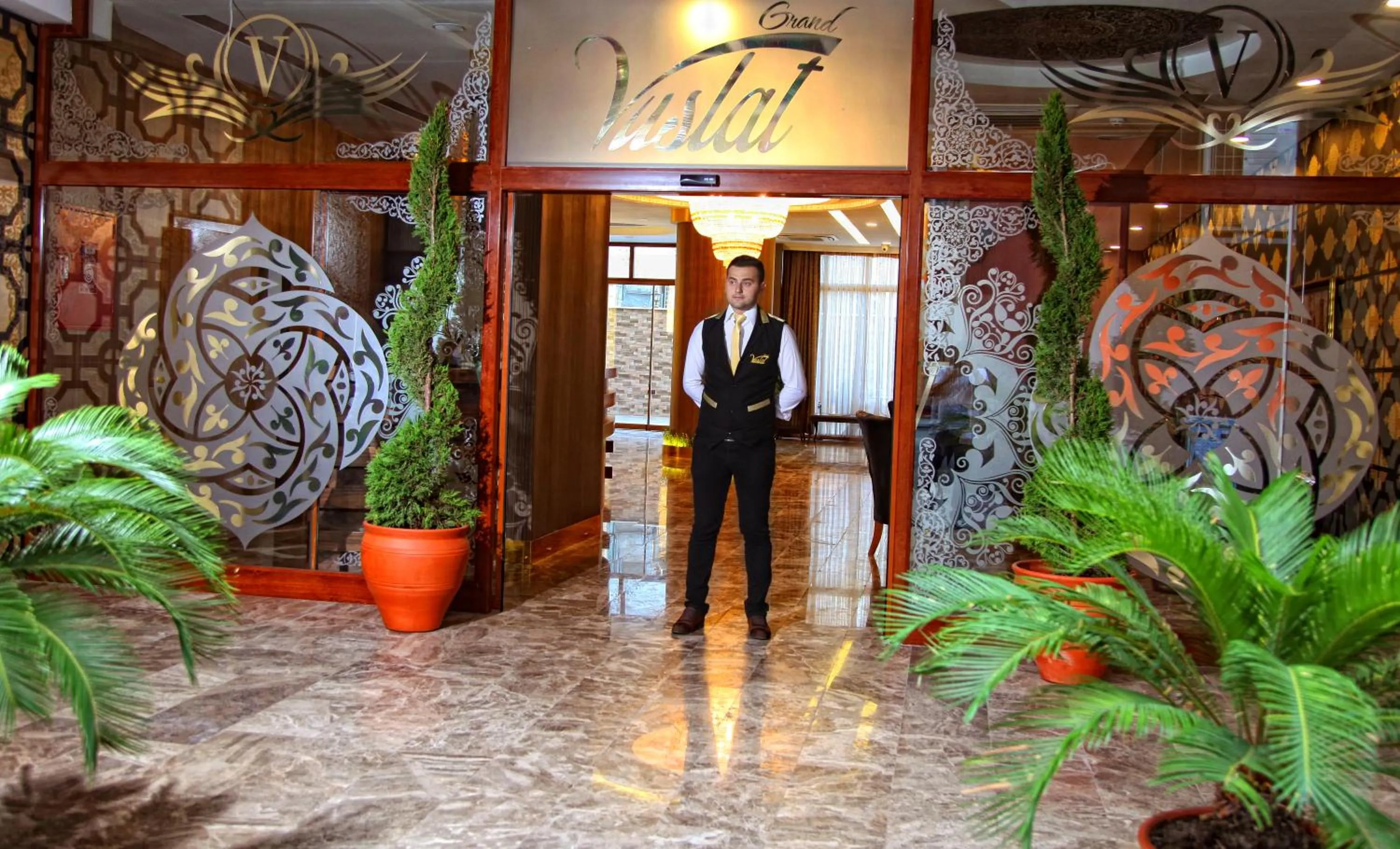 Property building in Grand Vuslat