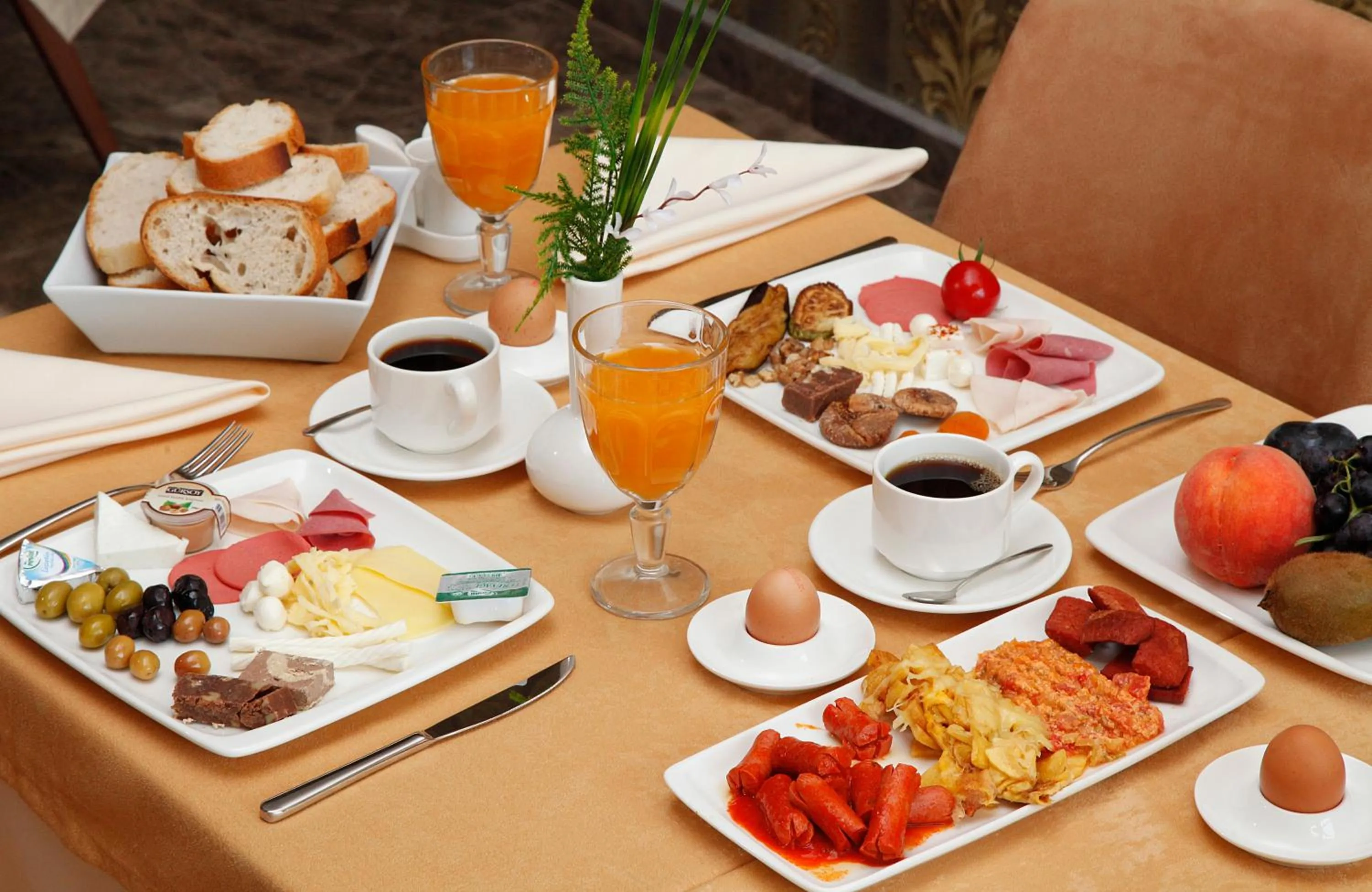 Breakfast in Grand Vuslat