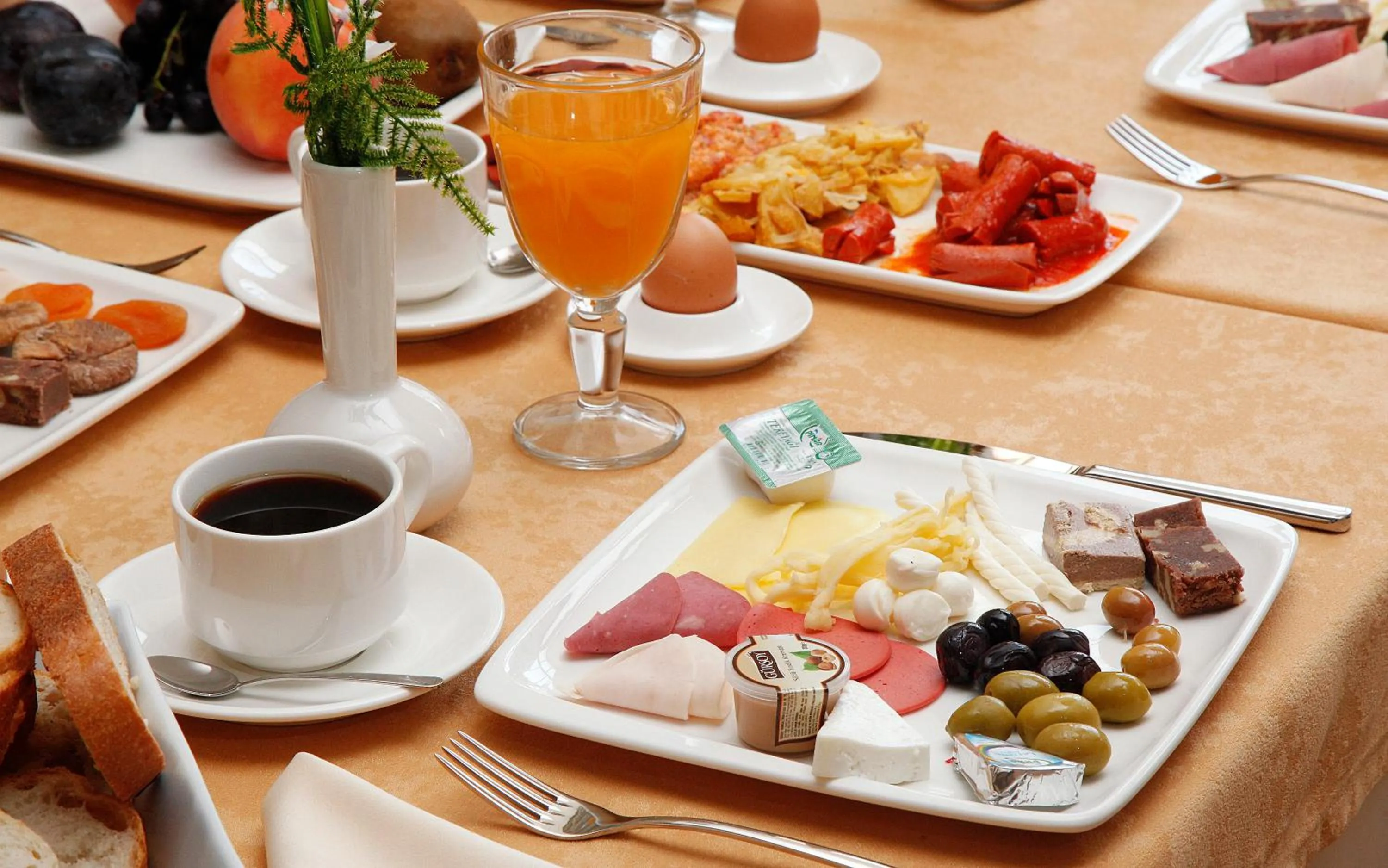 Breakfast in Grand Vuslat