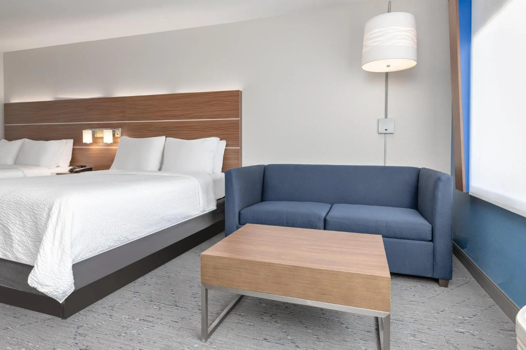 Photo of the whole room, Bed in Holiday Inn Express & Suites Moore by IHG
