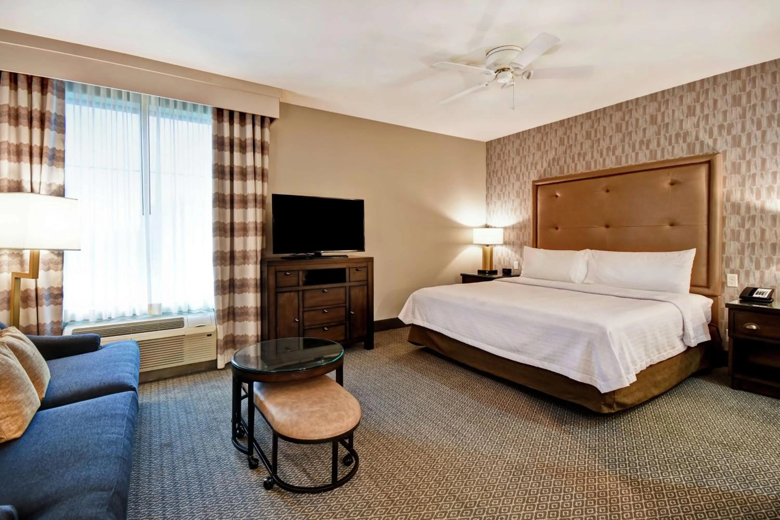 Bedroom, Bed in Homewood Suites by Hilton Dallas Arlington South