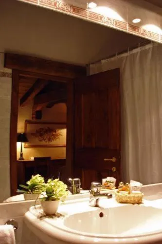 Decorative detail in Hotel L'Ultimo Mulino