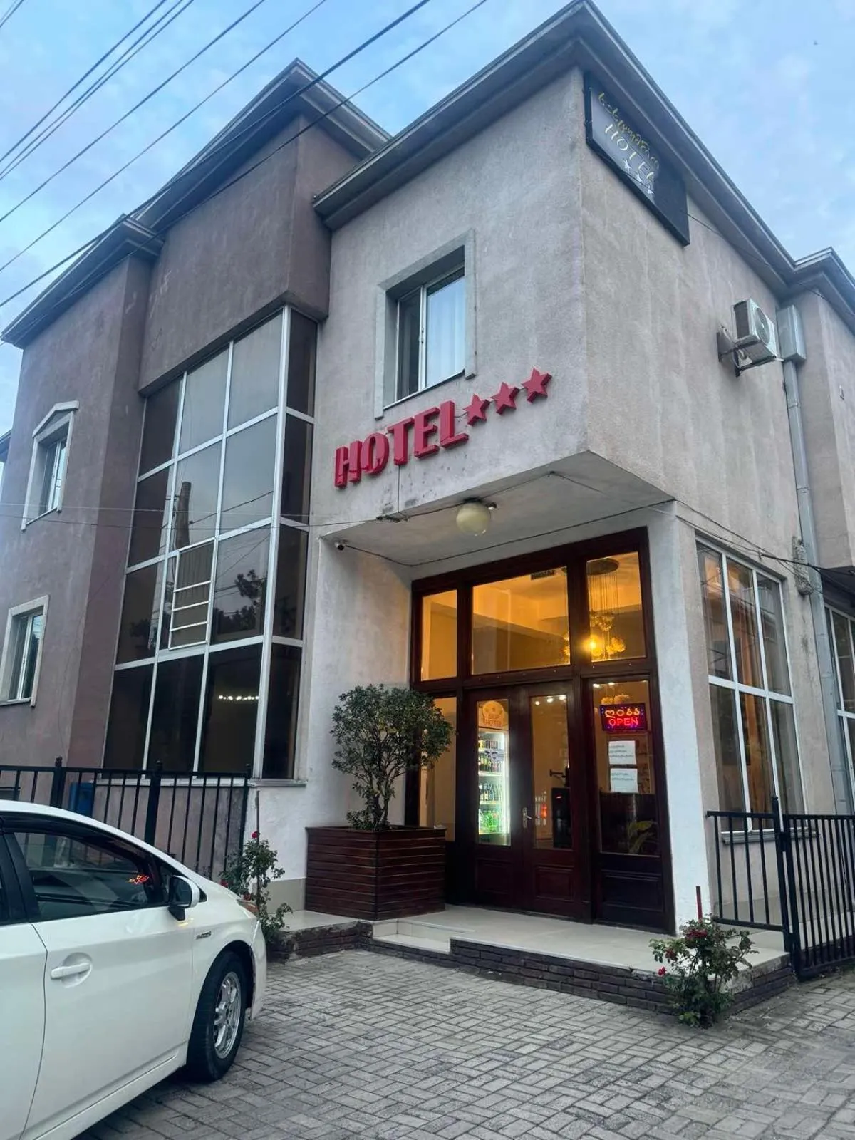 Property building in Hotel Skib