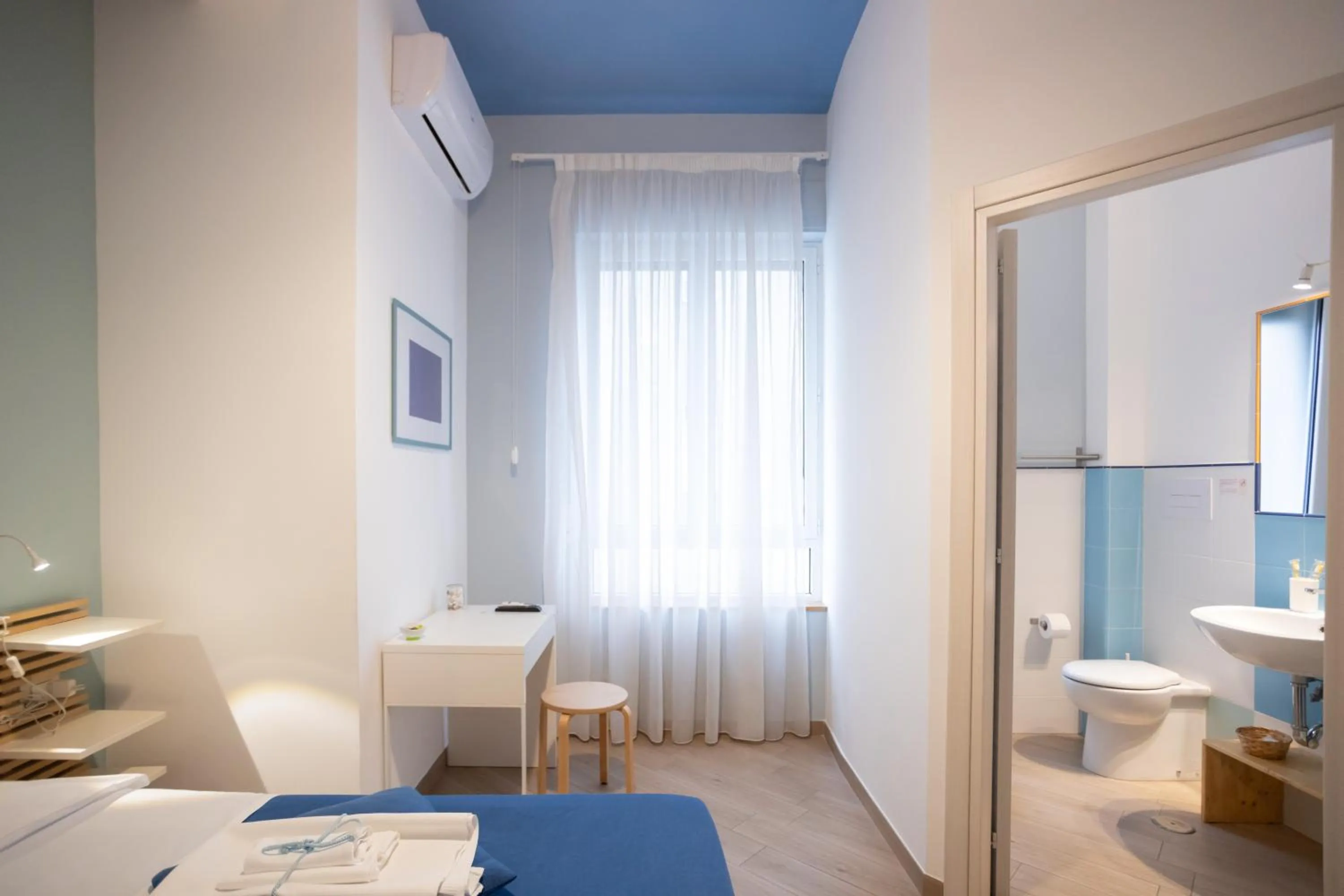 Toilet, Bed in B&B In Natura