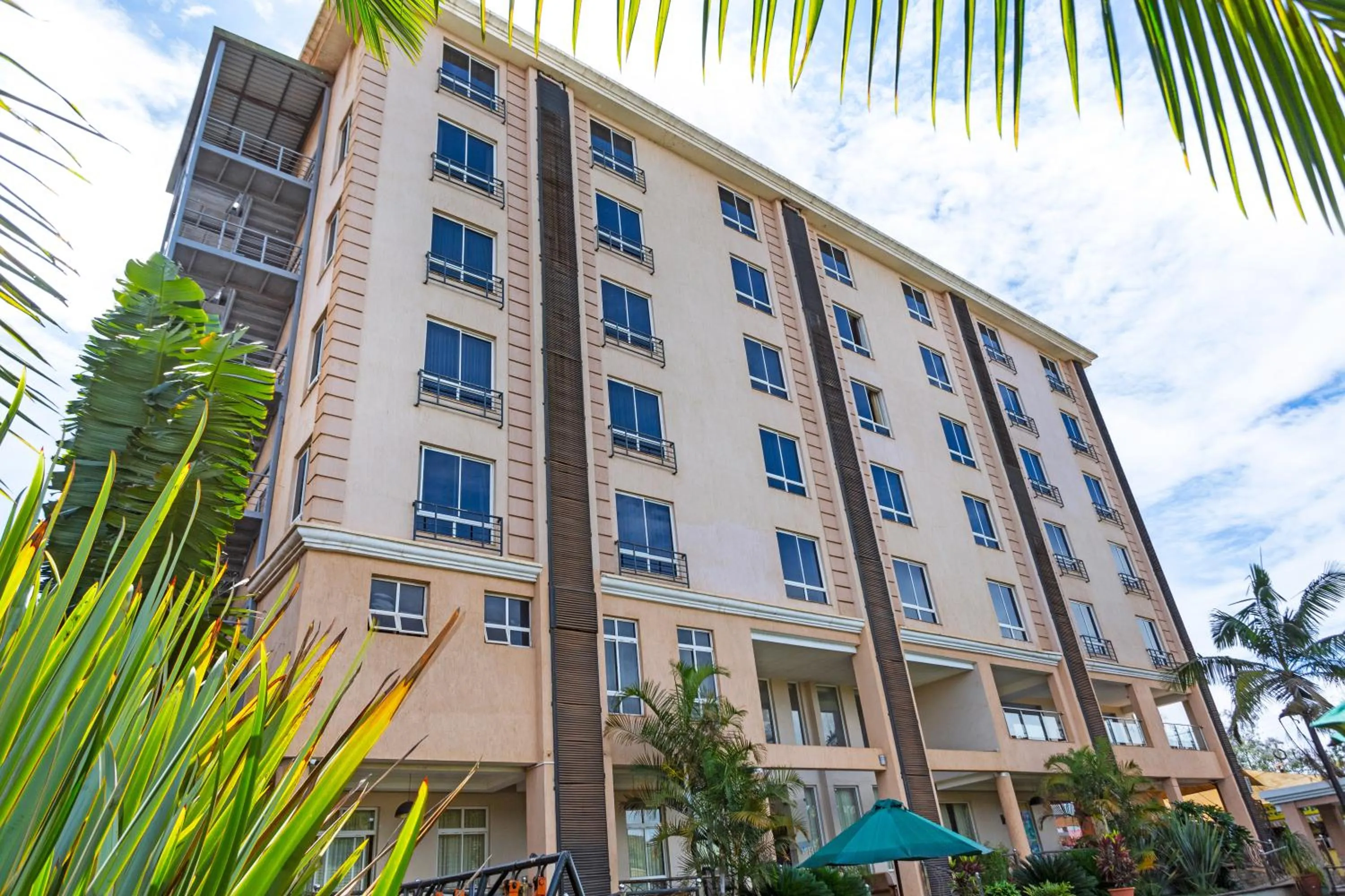 Inner courtyard view in Three Steers Hotel