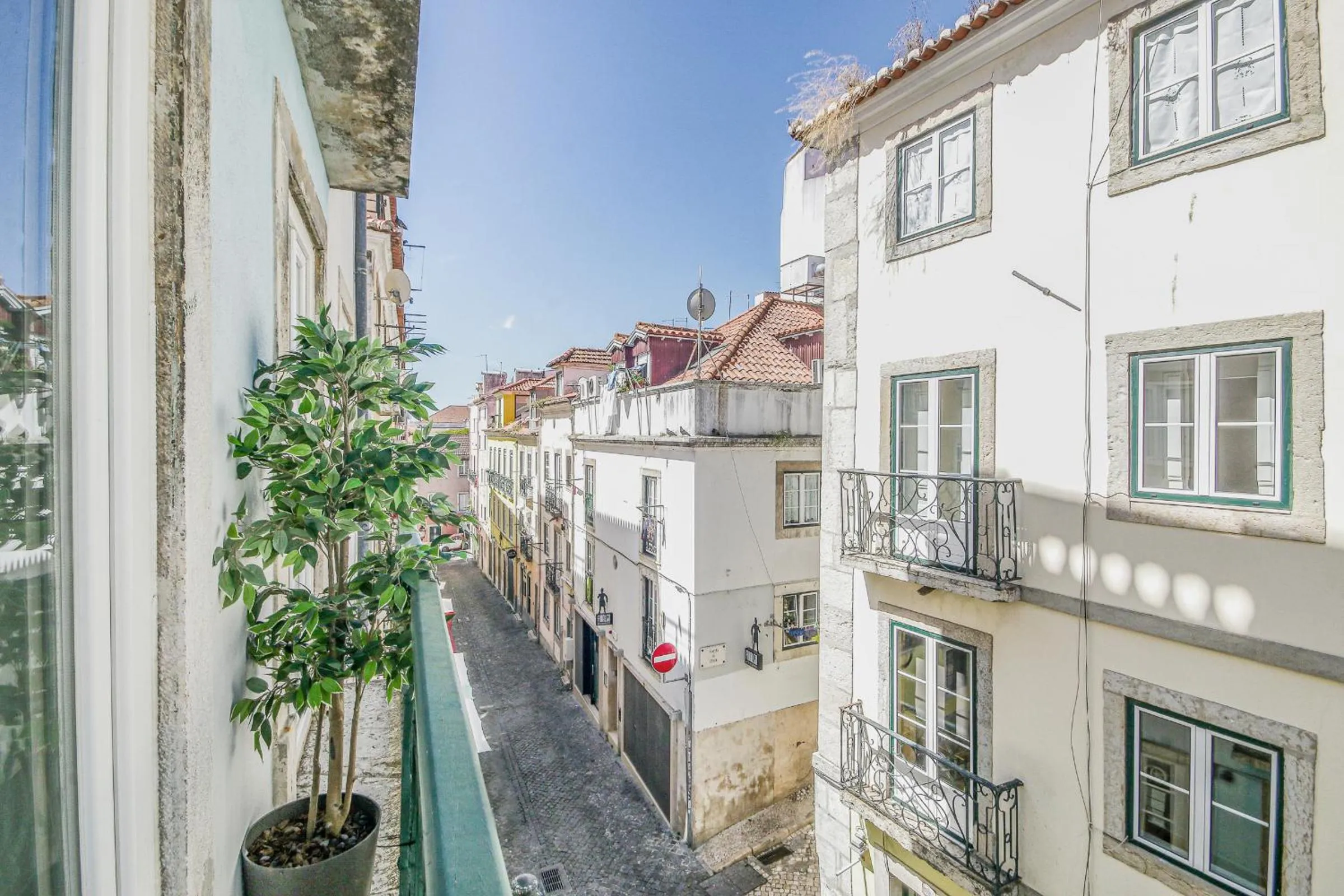 Balcony/Terrace in Bairro House Lisbon Charming Suites