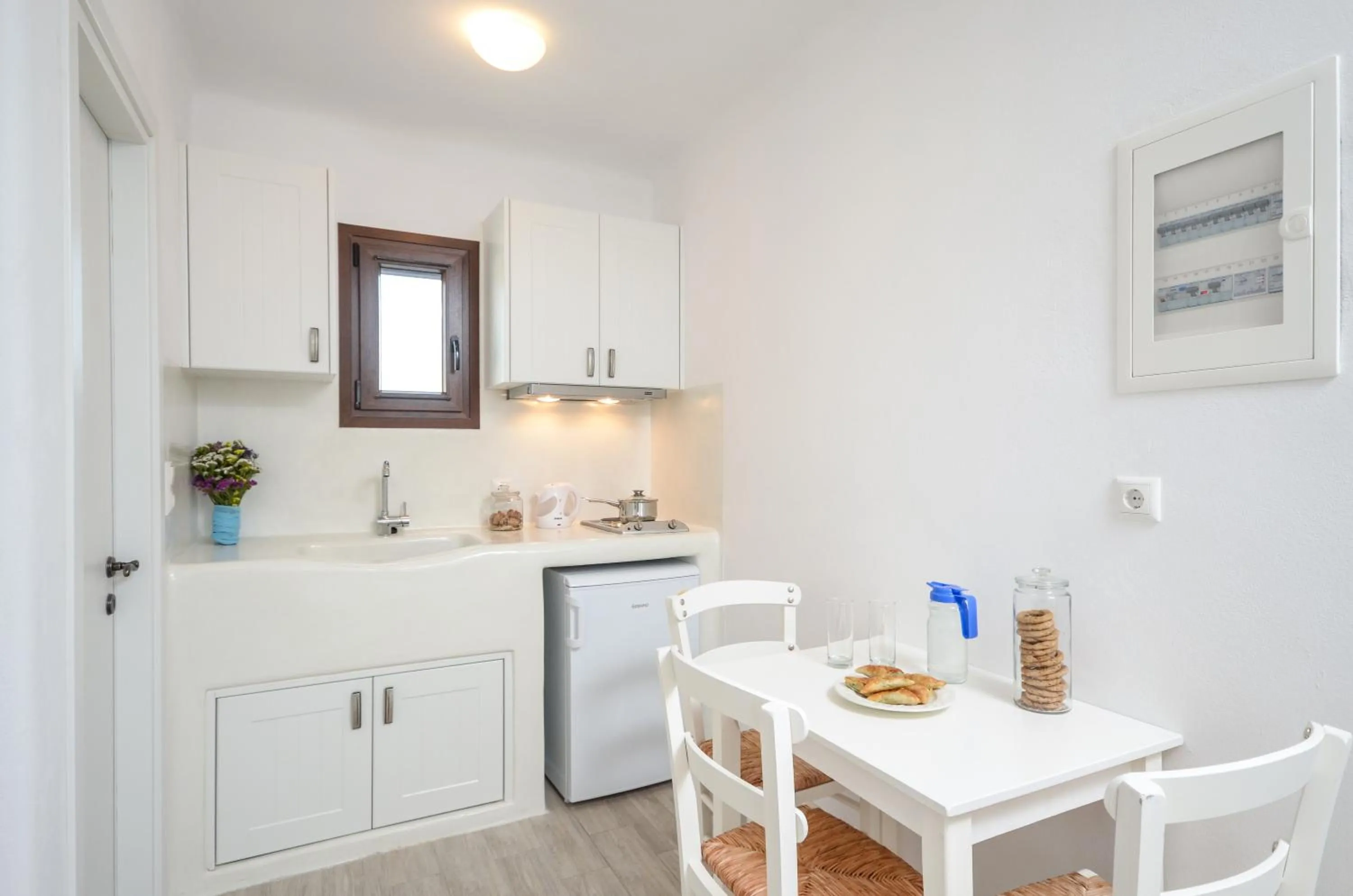 Kitchen or kitchenette in Villa Kastraki