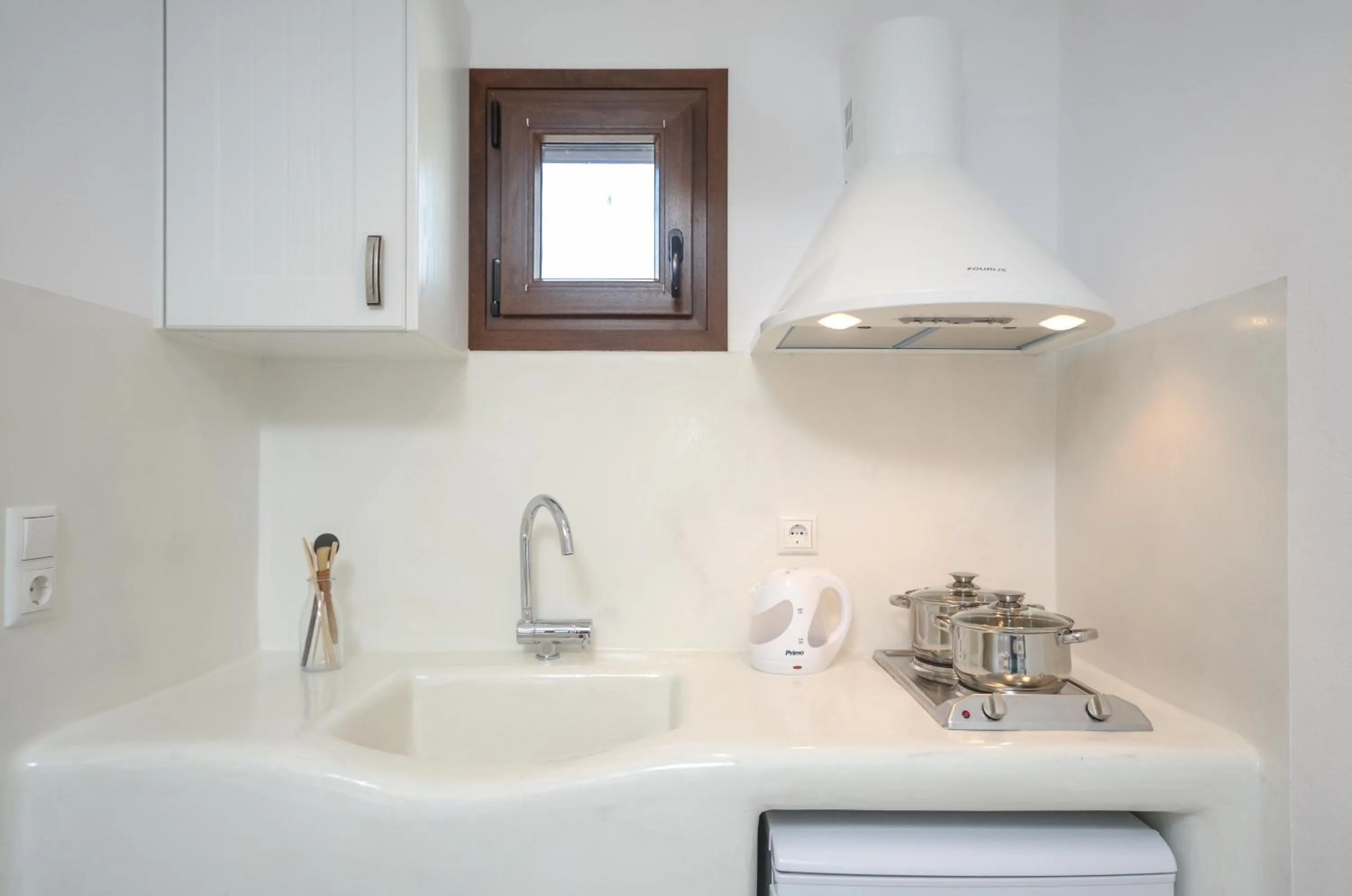 Kitchen or kitchenette in Villa Kastraki