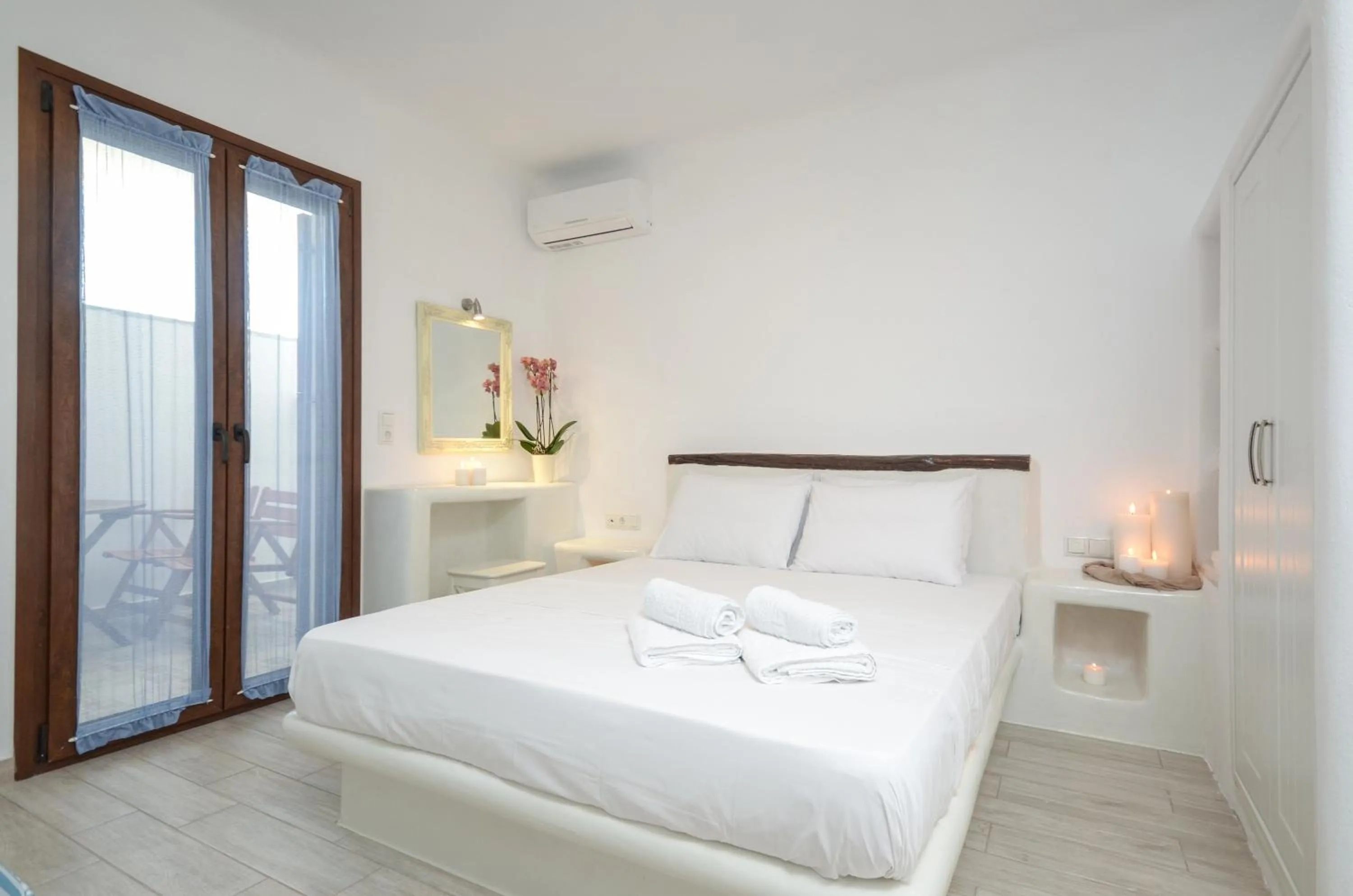 Bed in Villa Kastraki