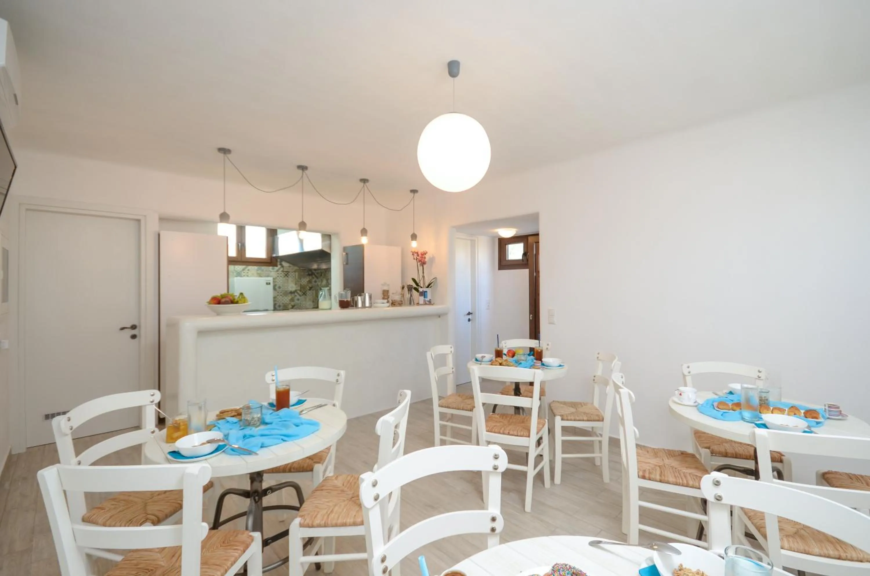 Restaurant/places to eat in Villa Kastraki