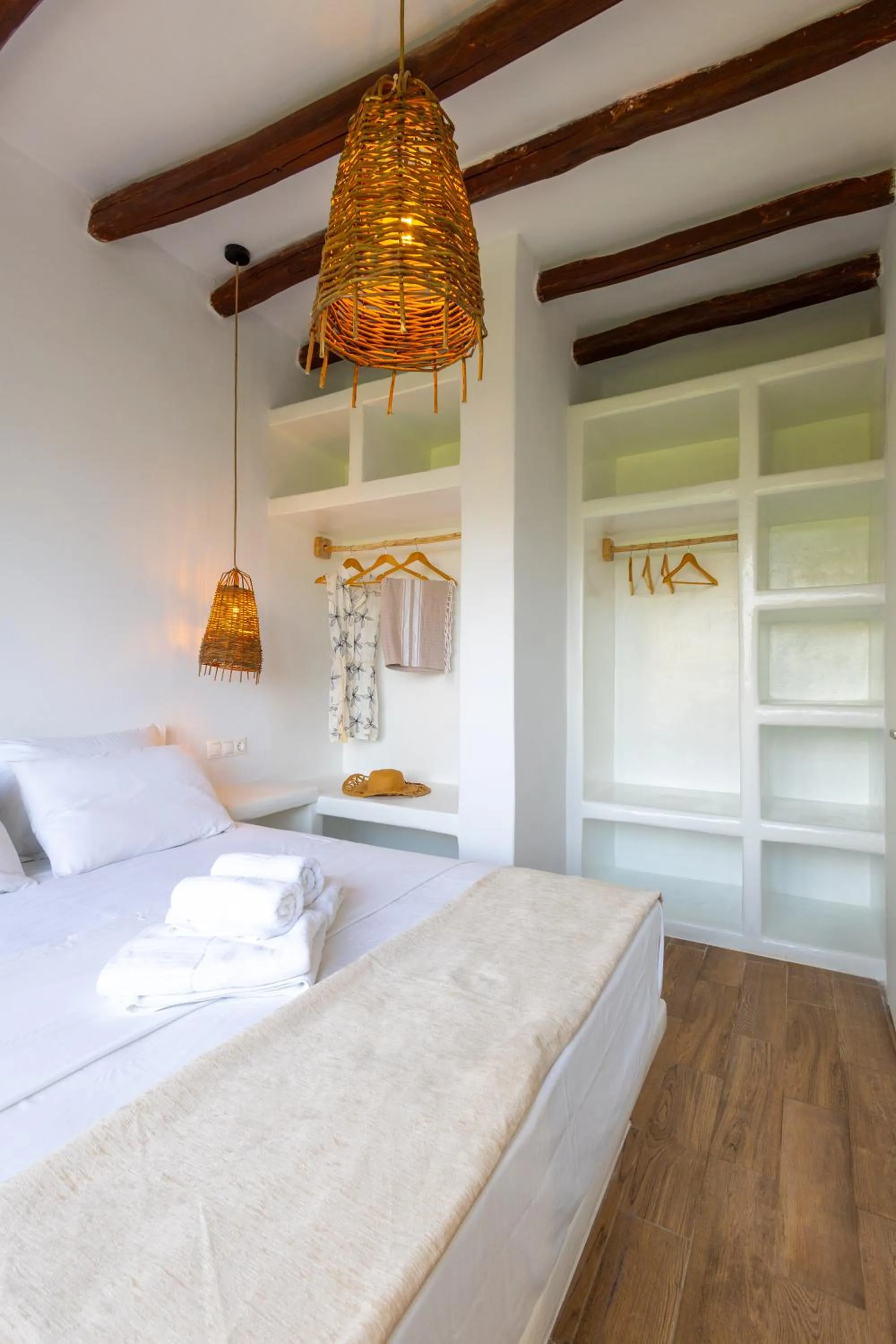 wardrobe, Bed in Villa Kastraki