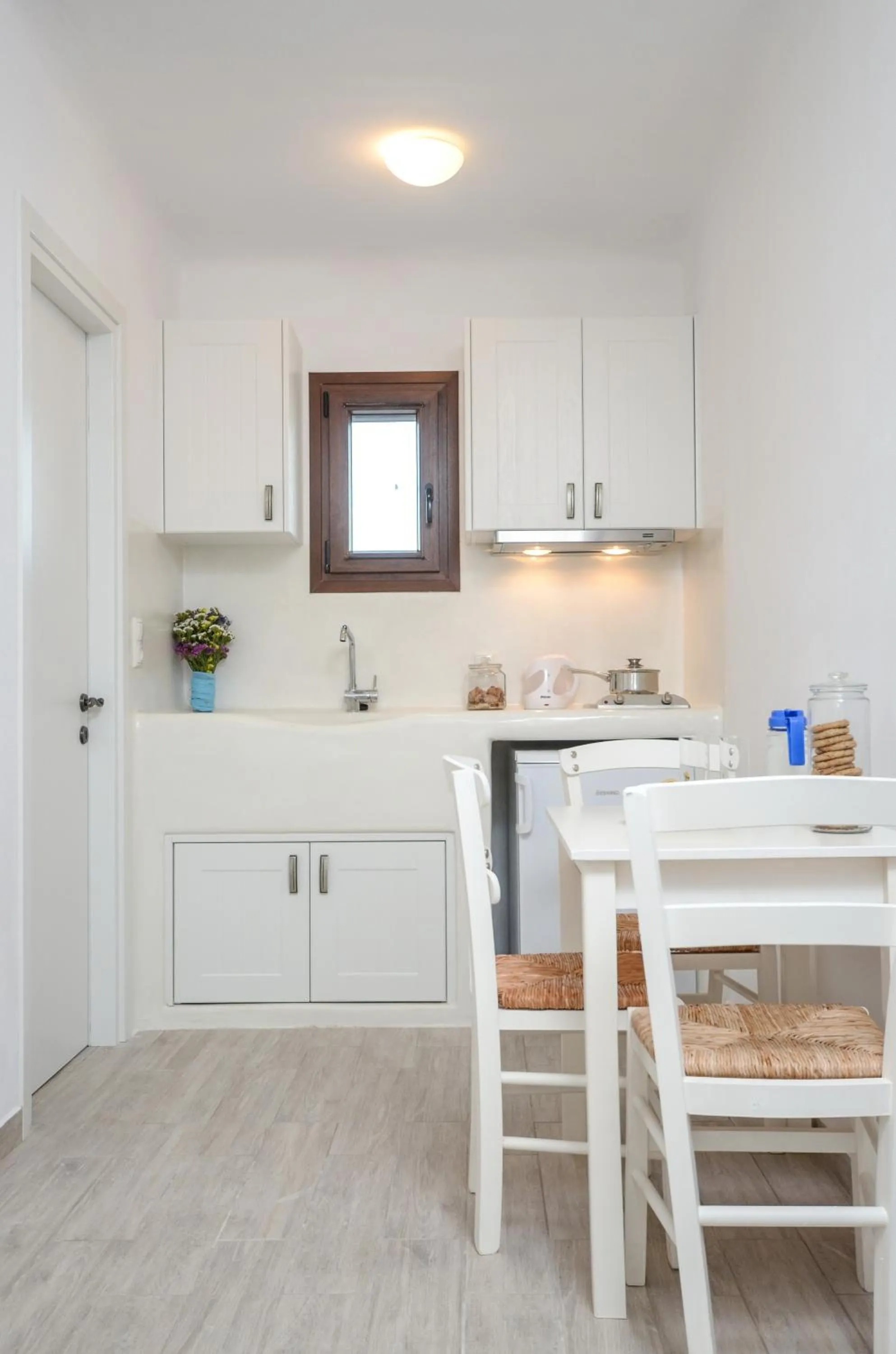 Kitchen or kitchenette in Villa Kastraki