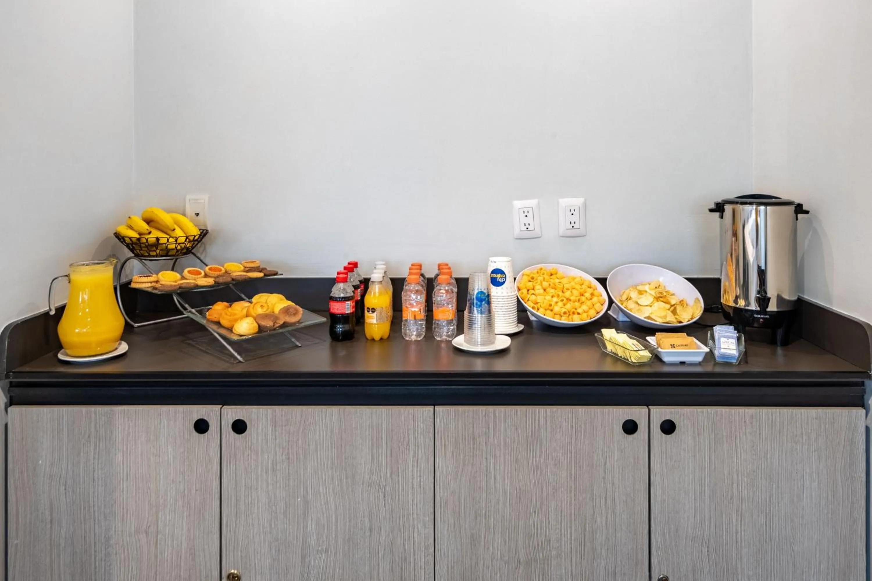 Meeting/conference room in City Express Junior by Marriott Toluca Zona Industrial