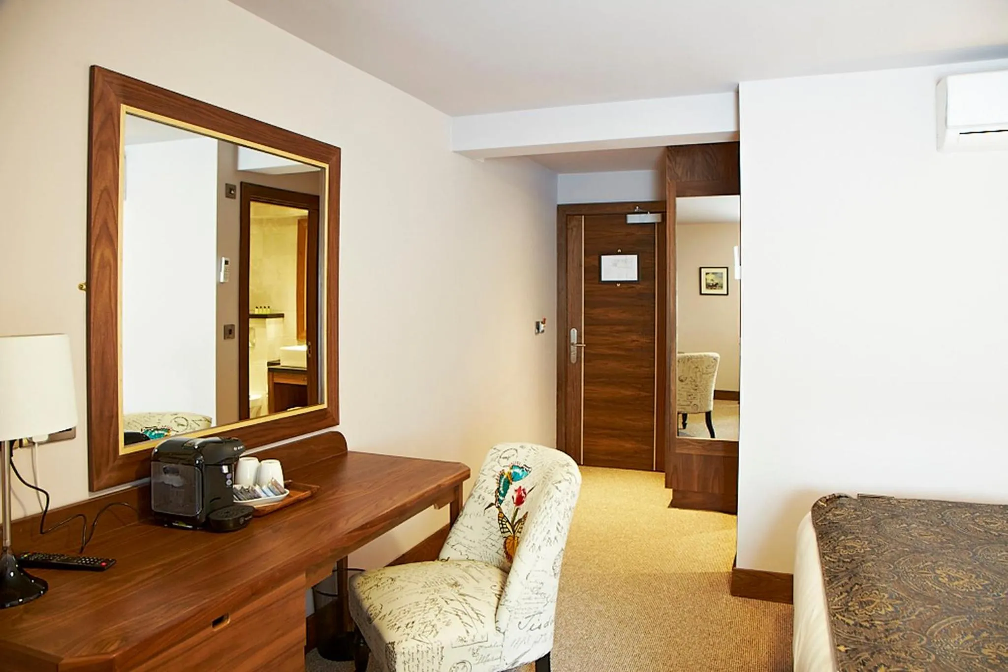 Decorative detail in Clody Lodge