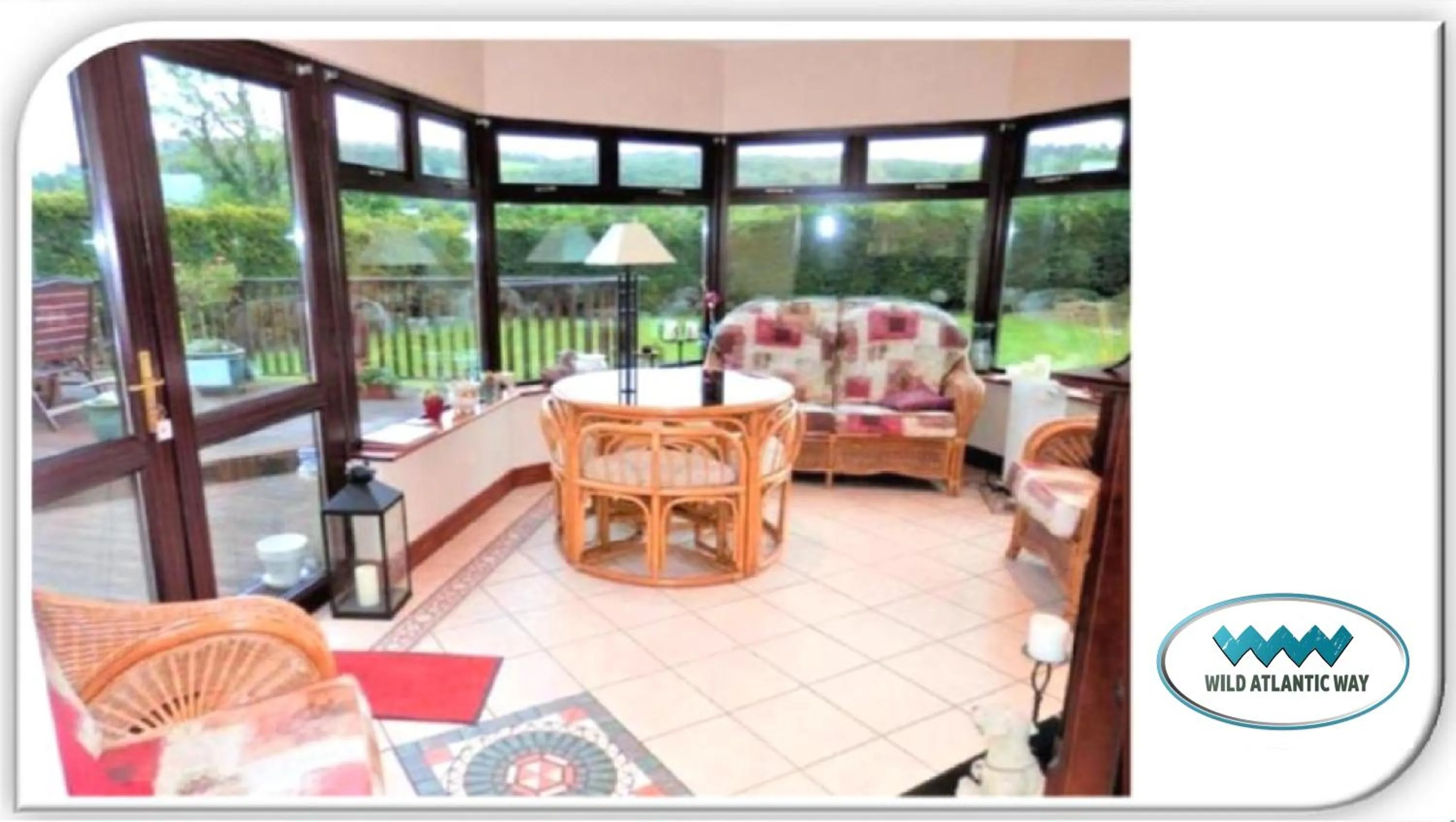 Coffee/tea facilities in Leabrook House