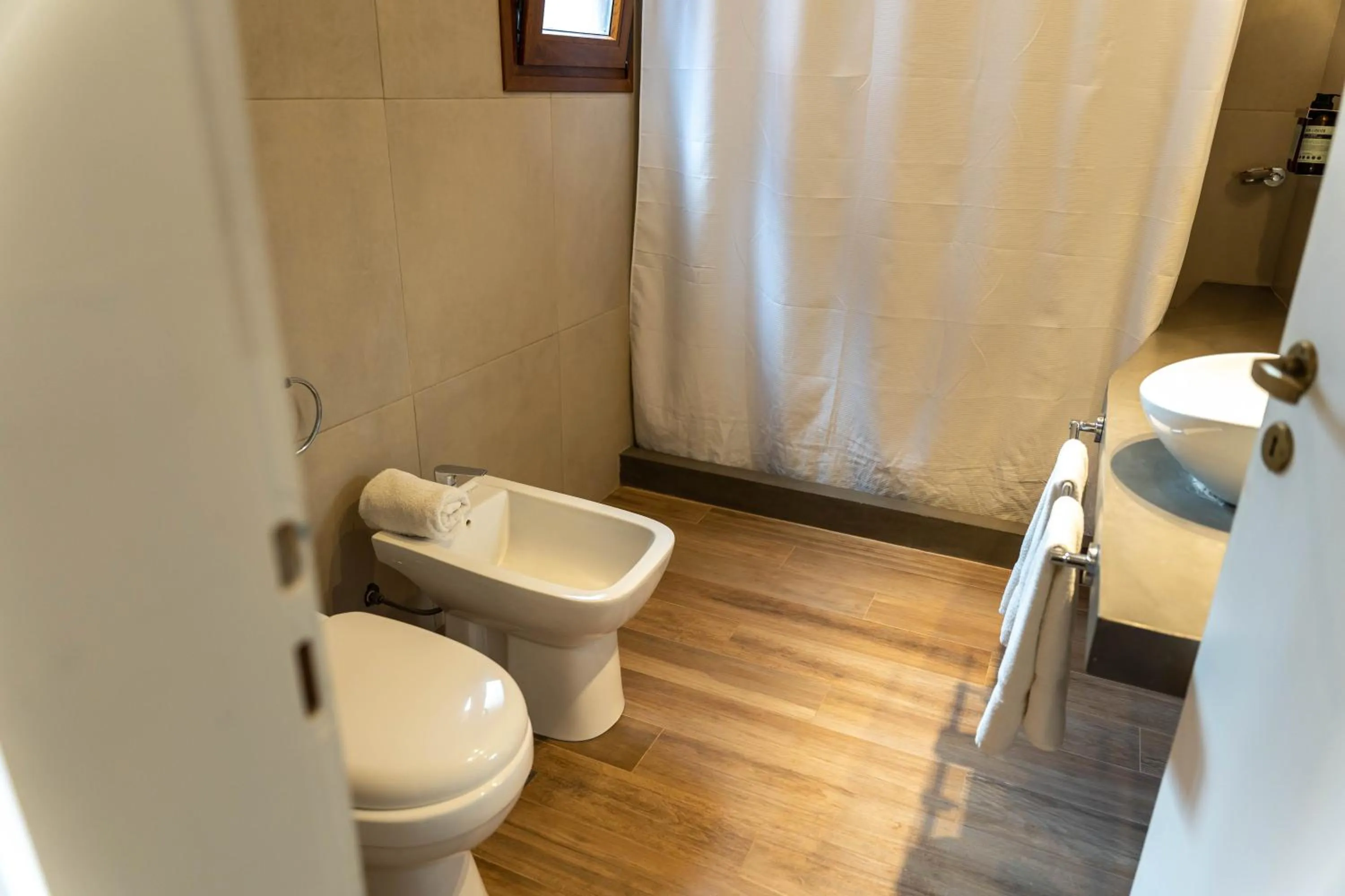 Bathroom in O2 Hotel Valeria del Mar