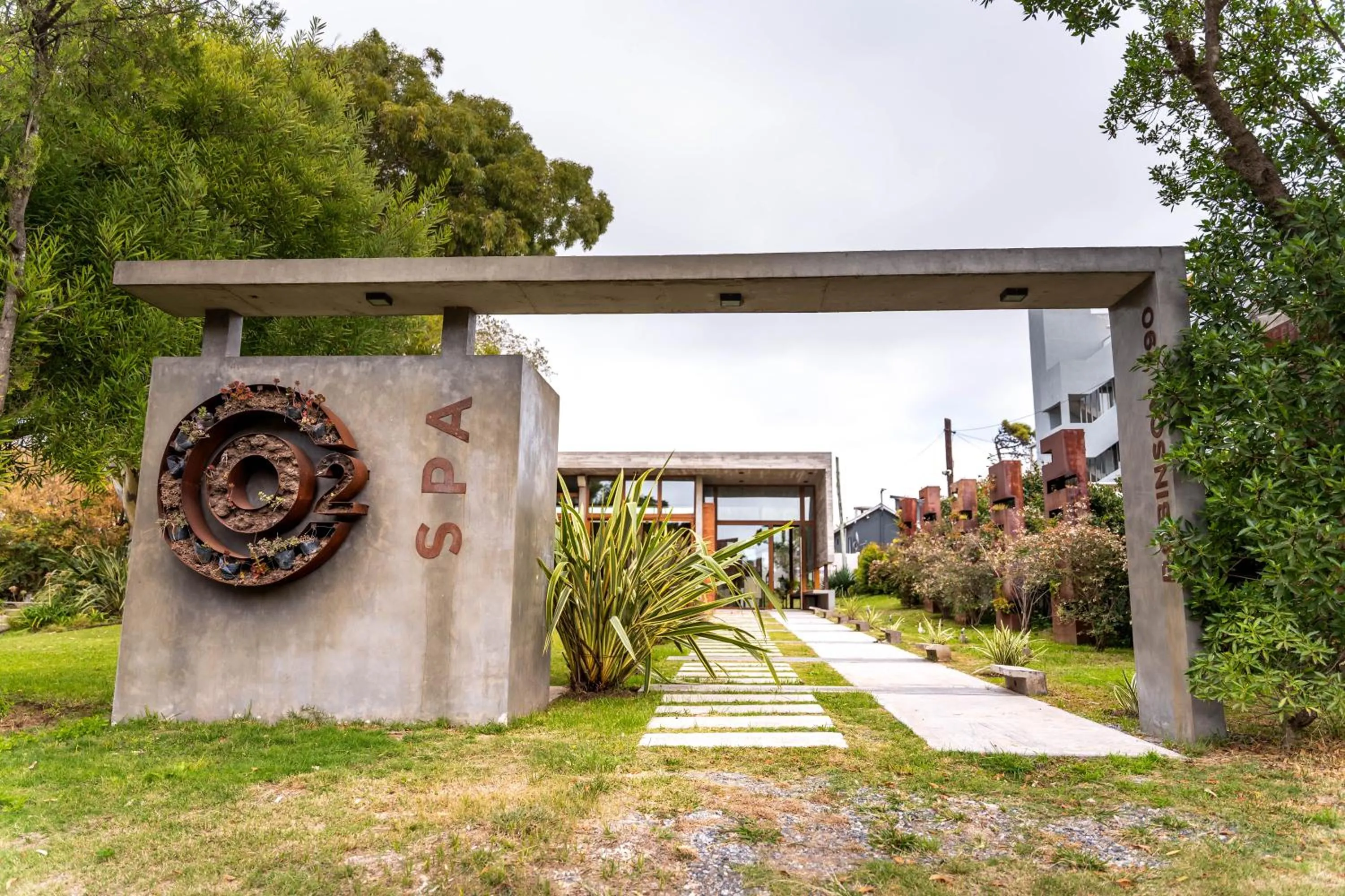 Garden view in O2 Hotel Valeria del Mar