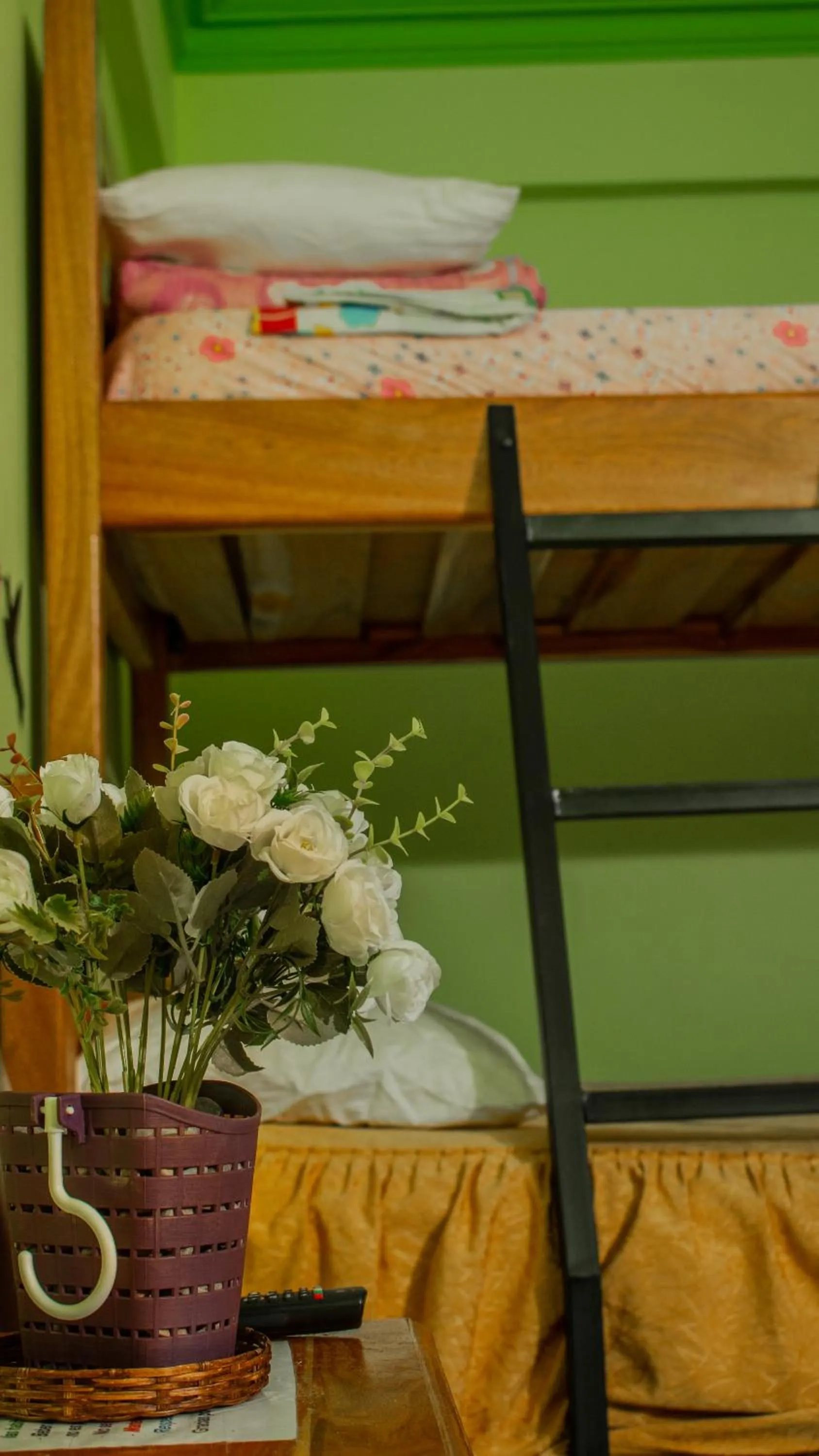 Photo of the whole room, Bed in Mi Angeline