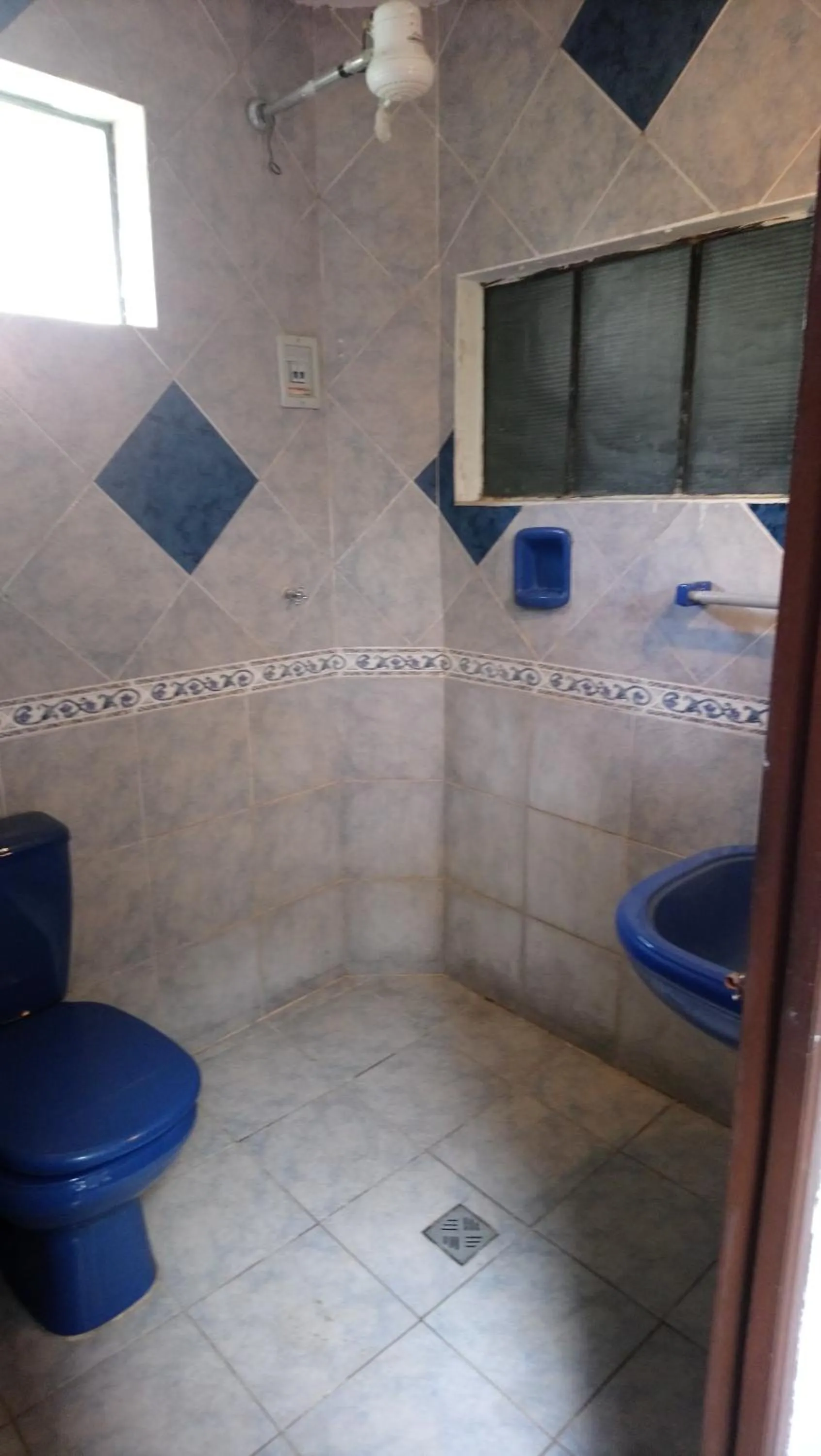 Shower in Mi Angeline