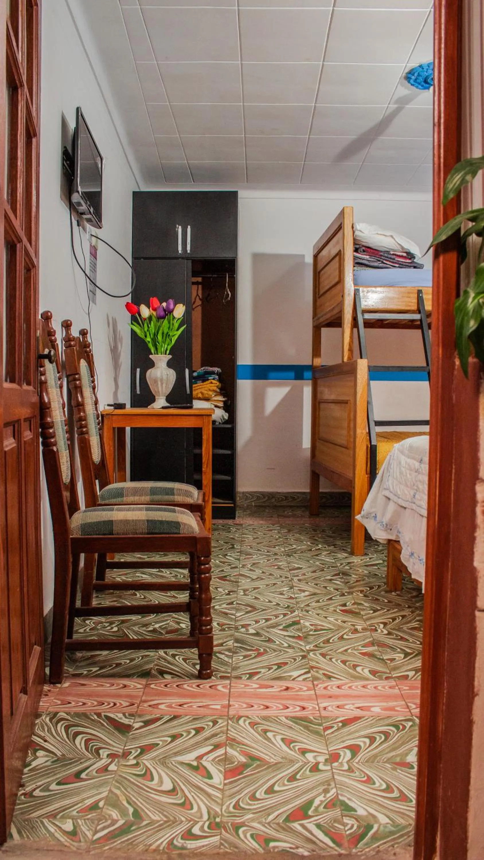 Photo of the whole room, Bed in Mi Angeline