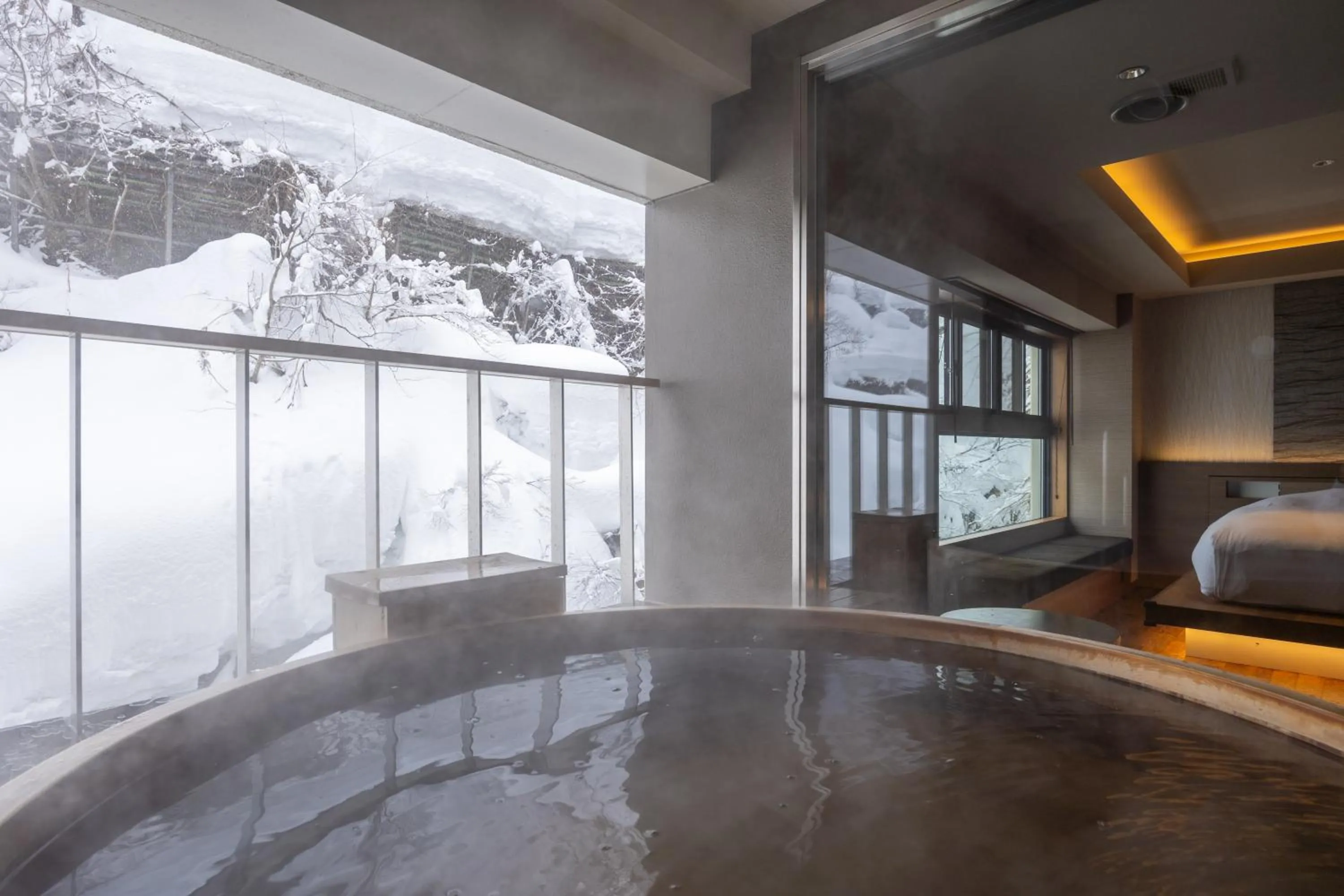 Open Air Bath in Sake Hotel Tamakiya