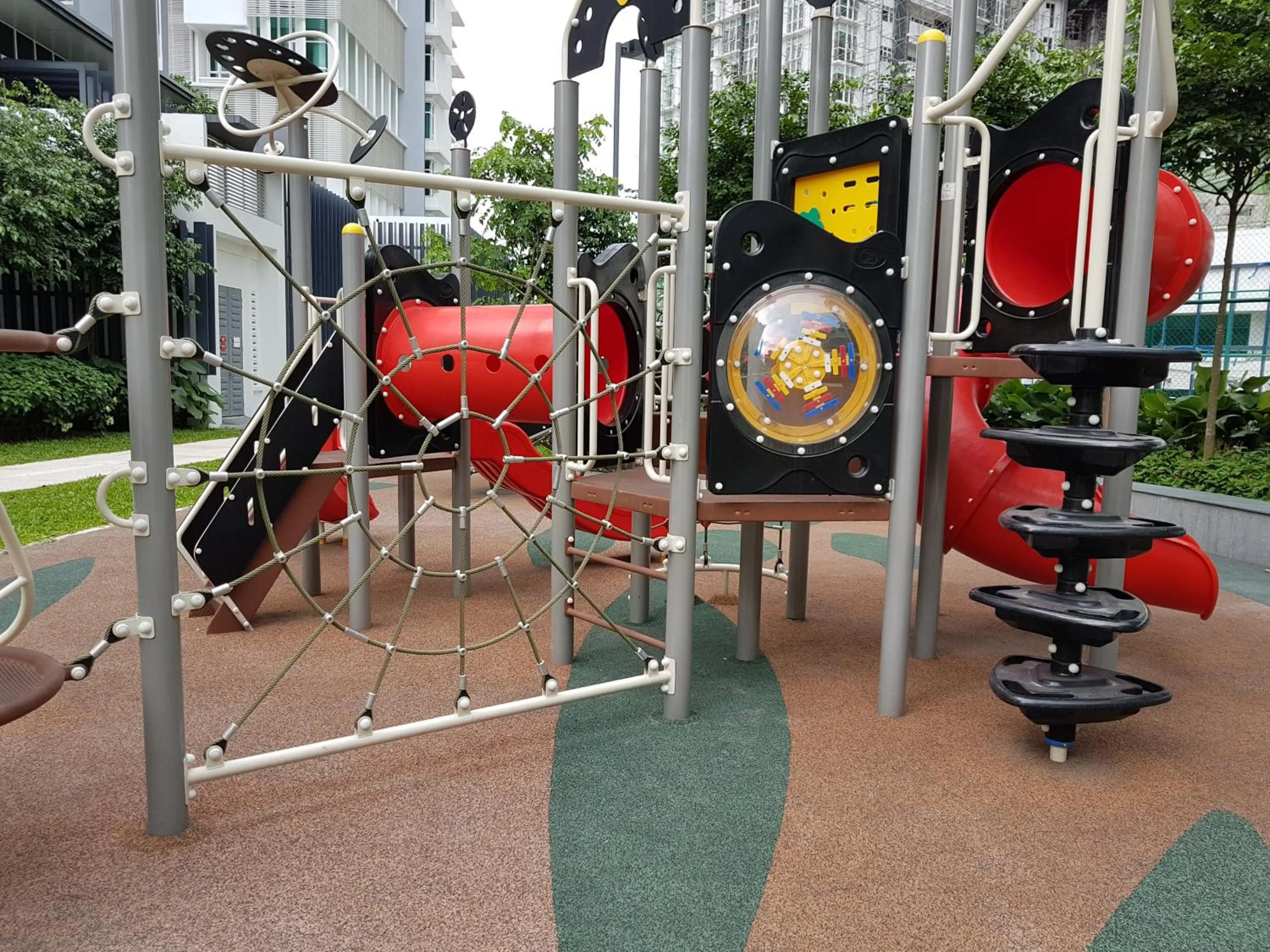 Children play ground in Holi 1Medini Themed Suites