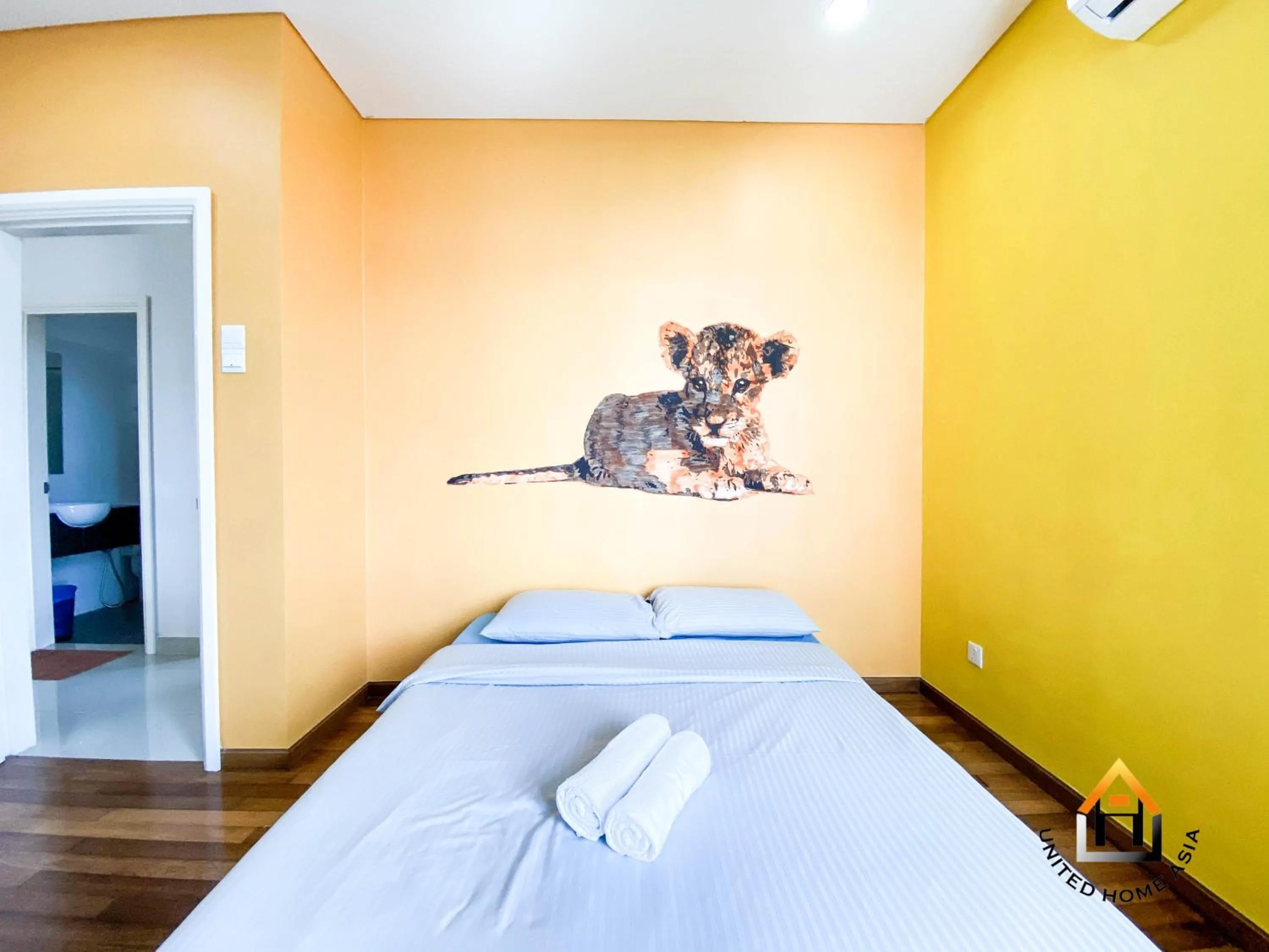 Bed in Holi 1Medini Themed Suites