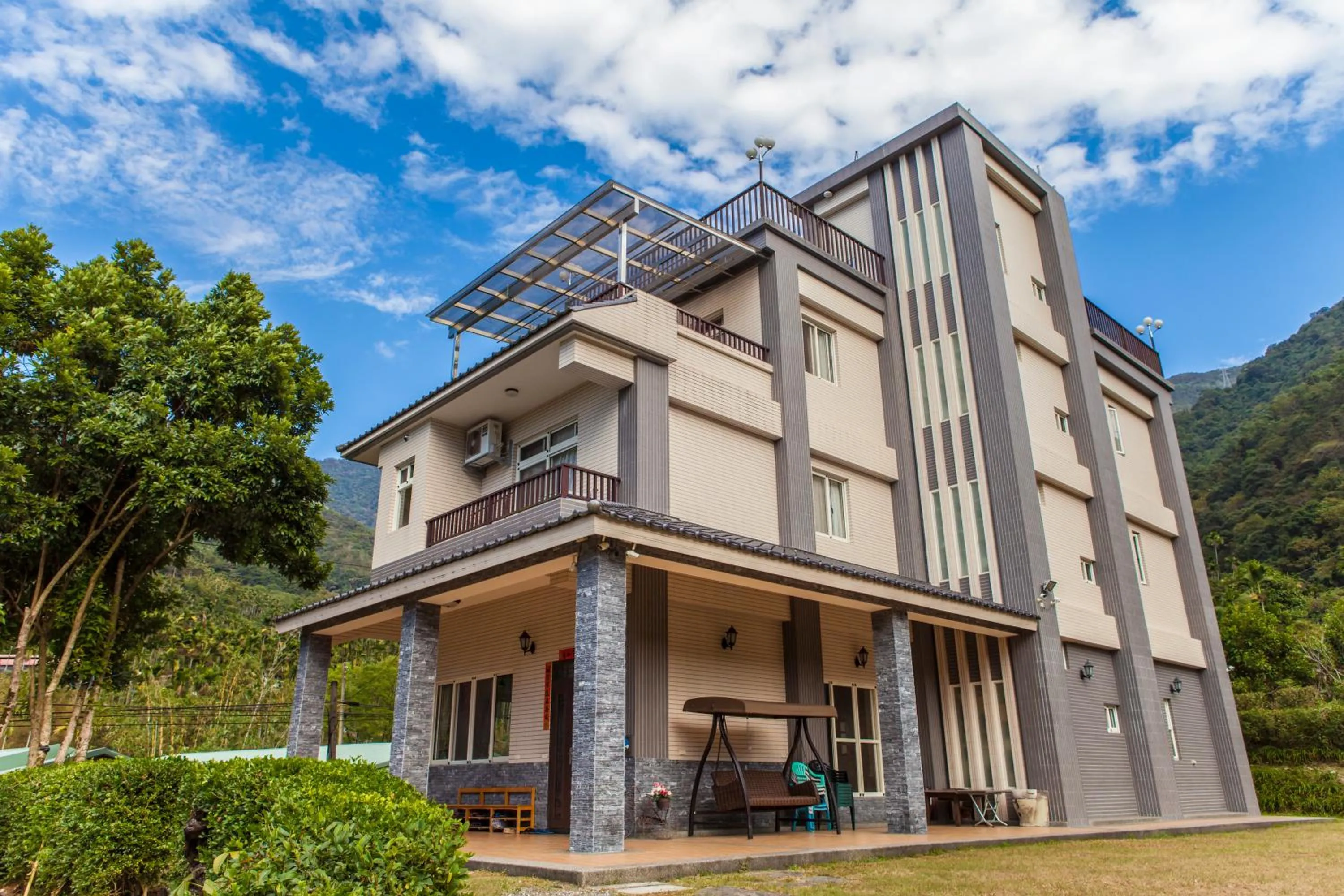 Property building in Fully B&B
