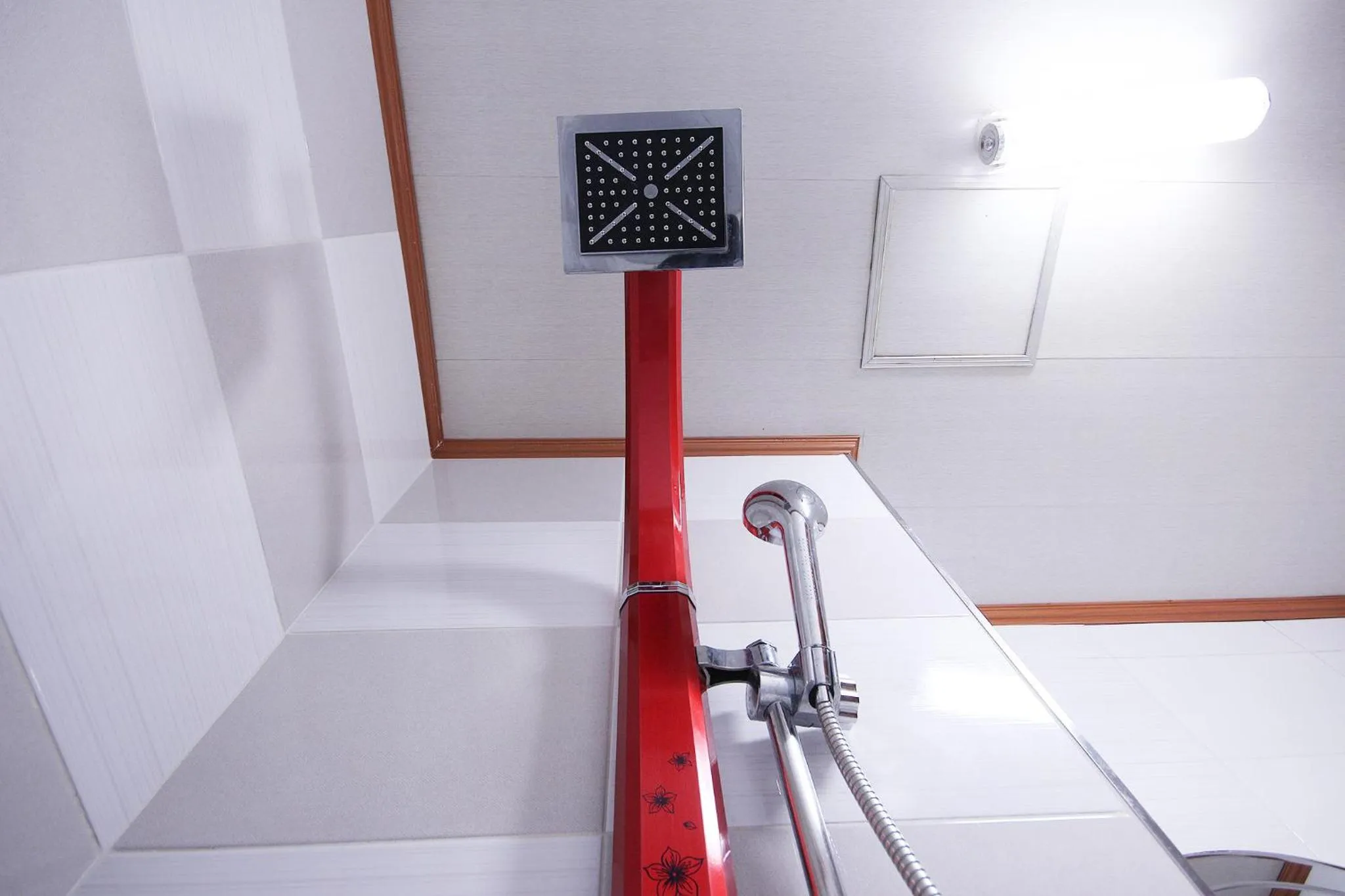 Bathroom in Happy Q Motel