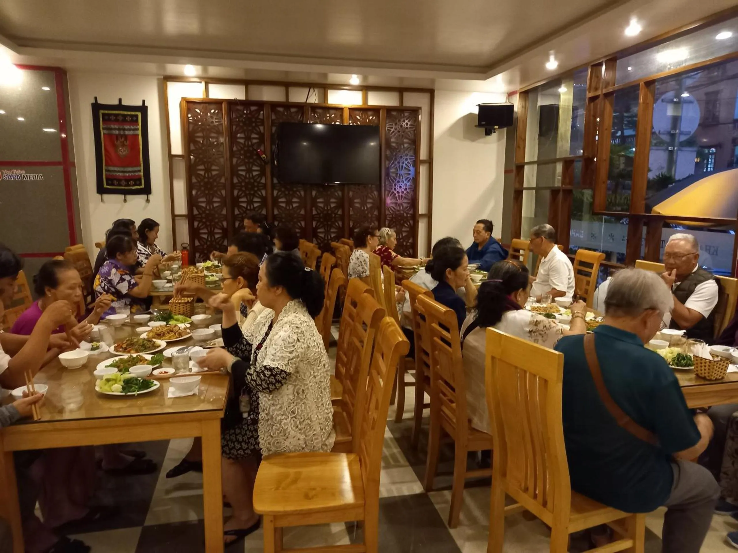 Restaurant/places to eat in Sapa Snow Hotel