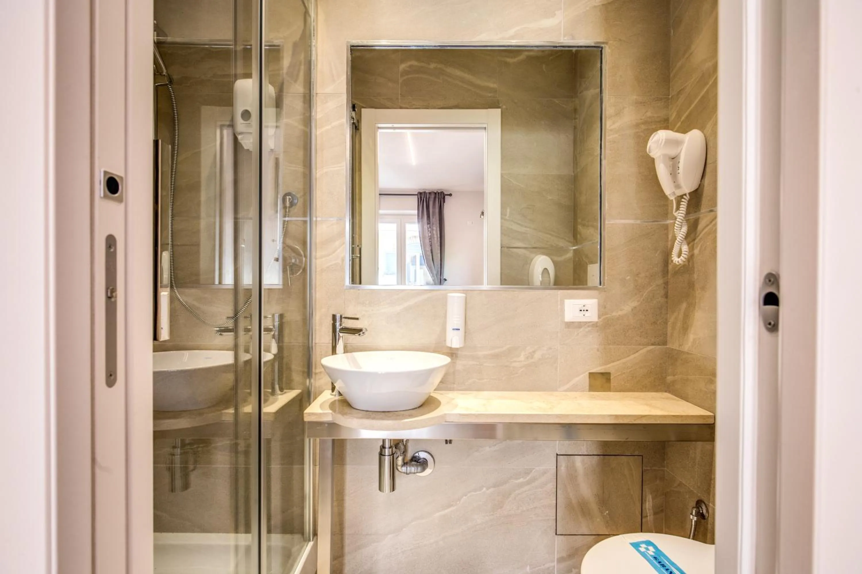 Bathroom in The Bricks Rome