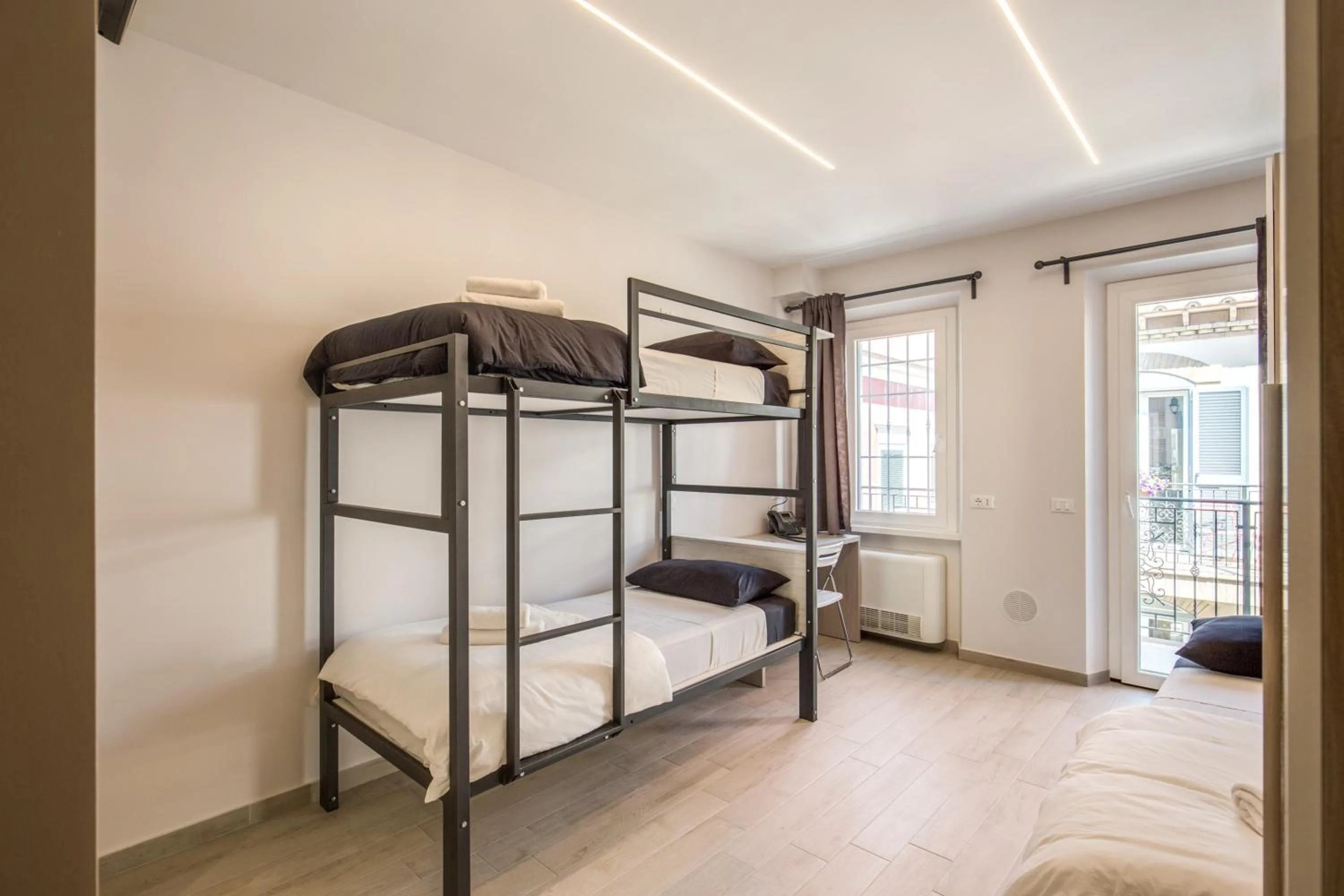 Bed in The Bricks Rome