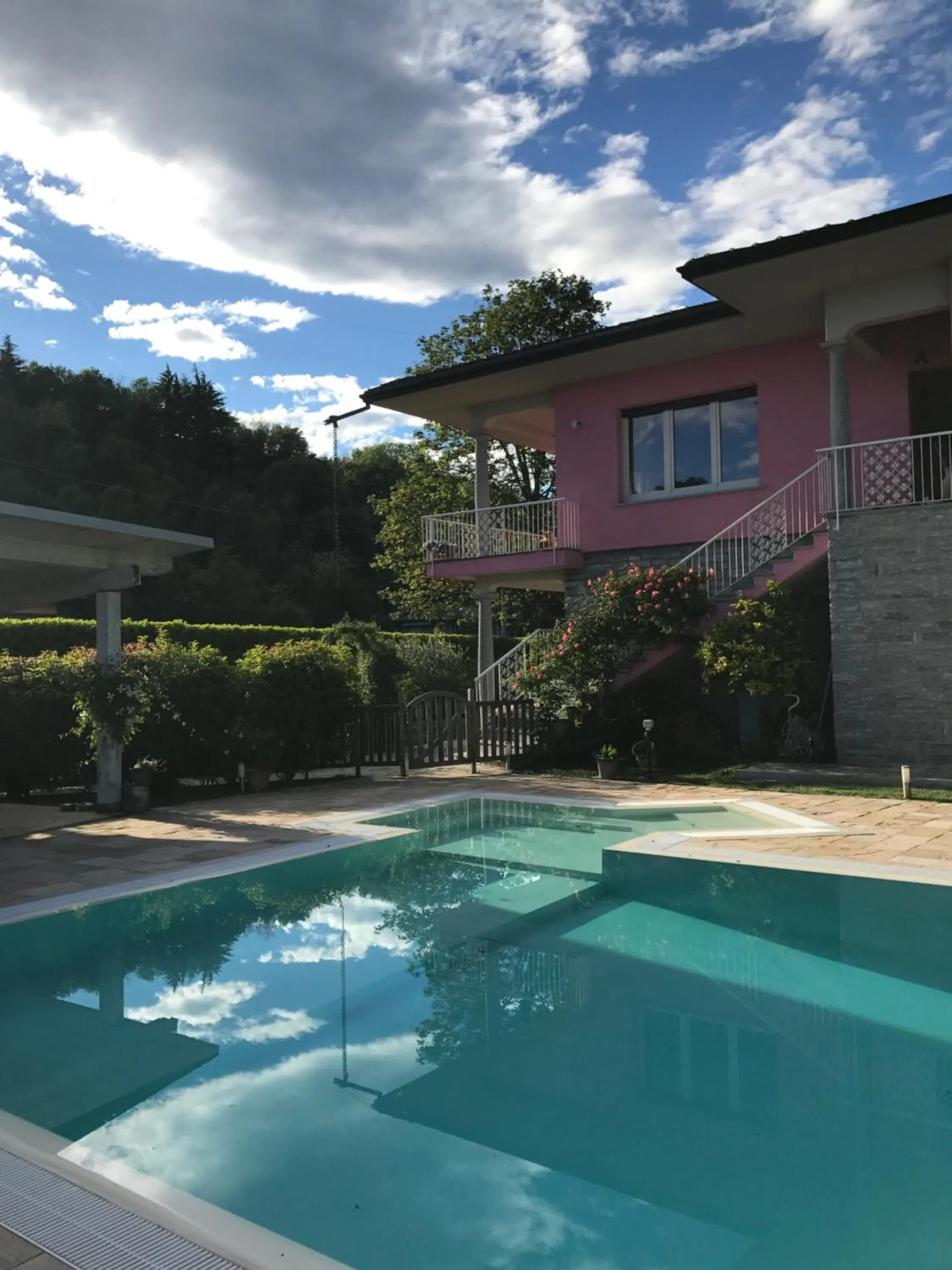 Property building in B&B La Rosa del Lago