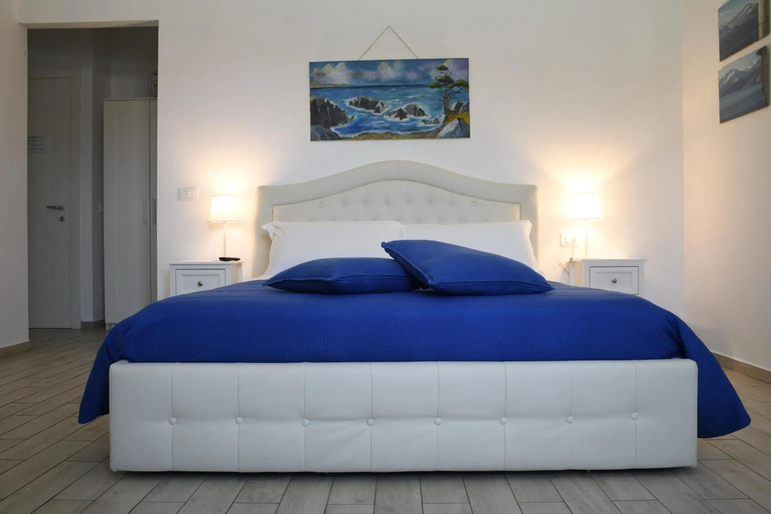 Bed in B&B La Rosa del Lago