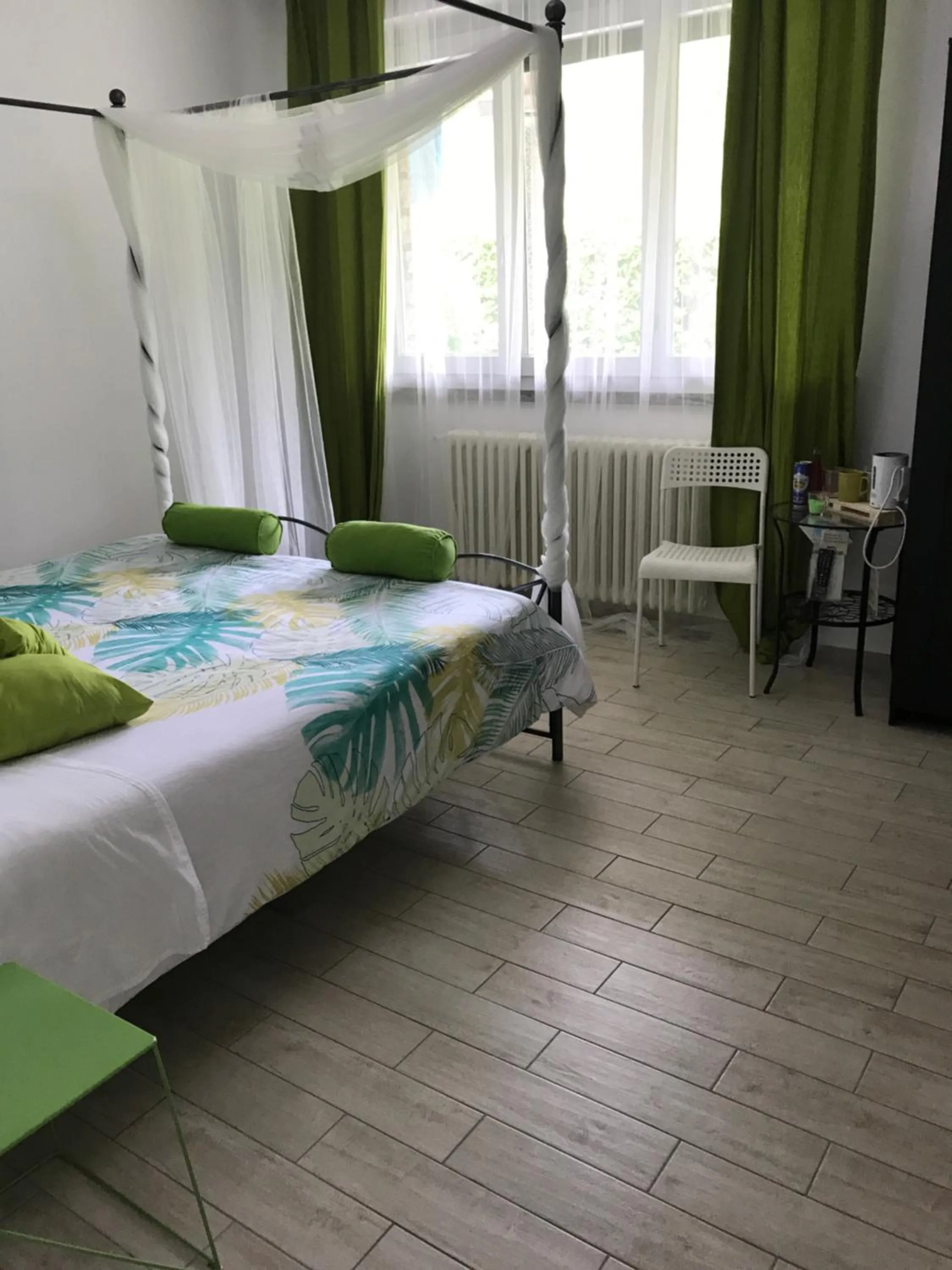 Bed in B&B La Rosa del Lago