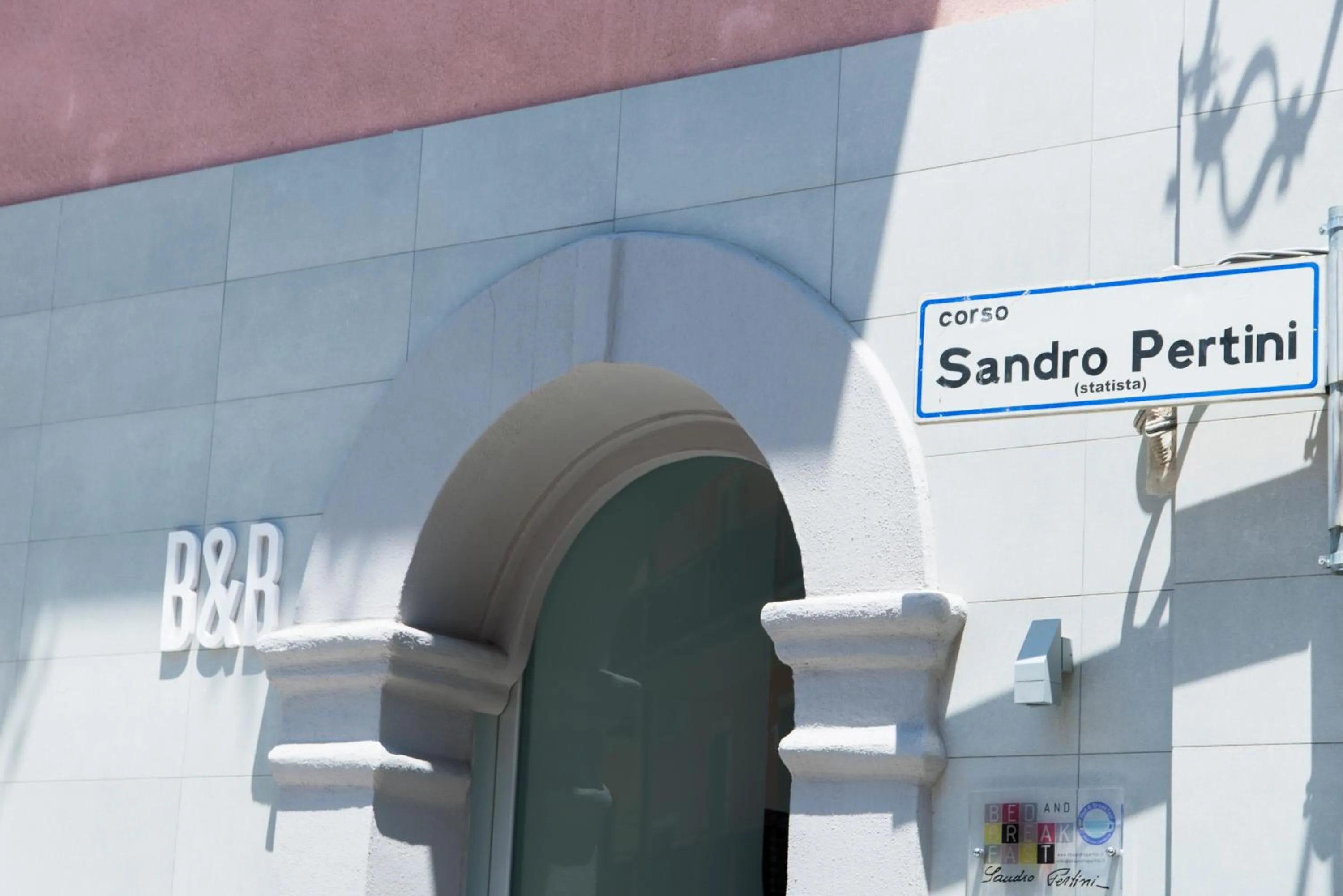 Facade/entrance in B&B Sandro Pertini