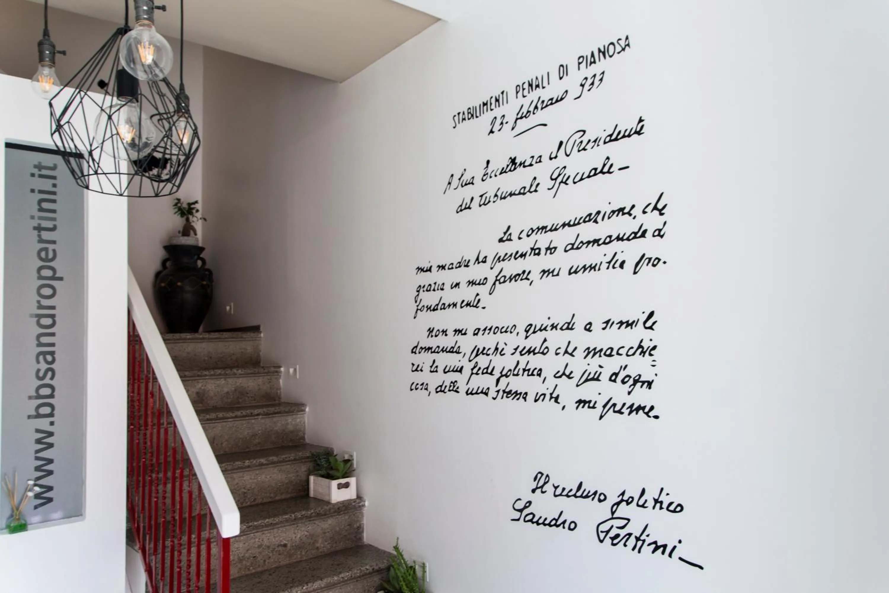 Decorative detail in B&B Sandro Pertini