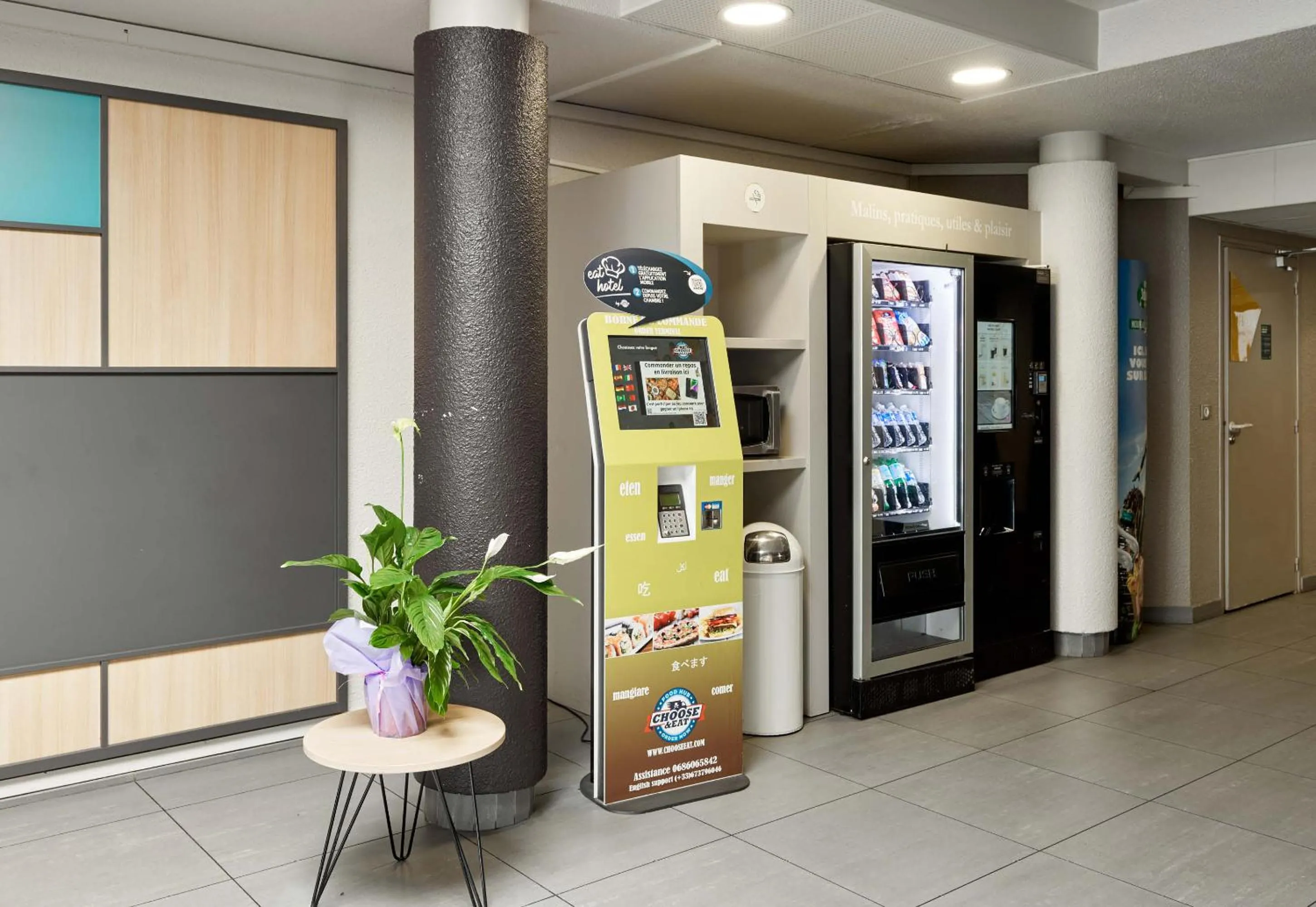 vending machine in B&B HOTEL Paris Nord Villepinte