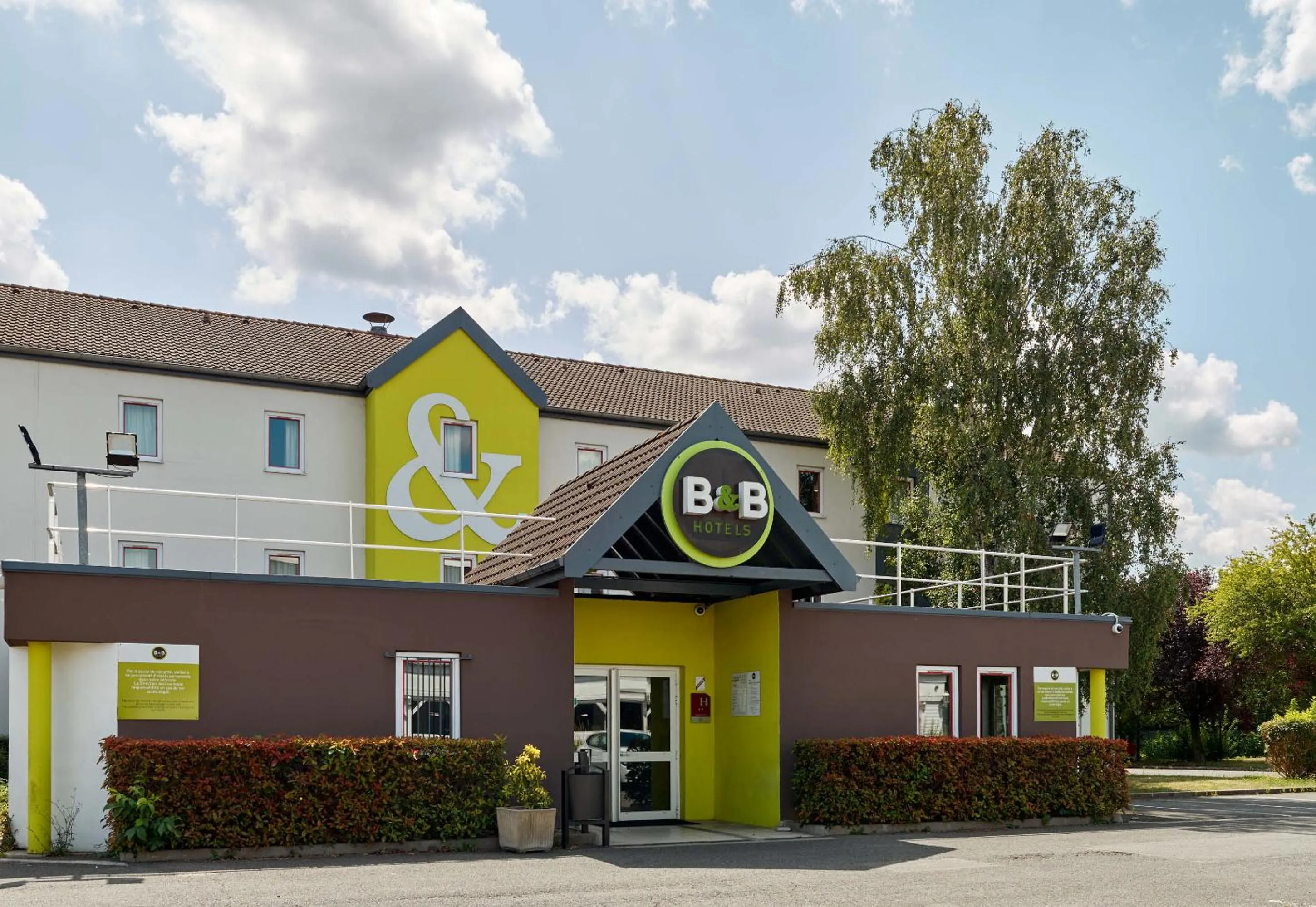 Property building in B&B HOTEL Paris Nord Villepinte