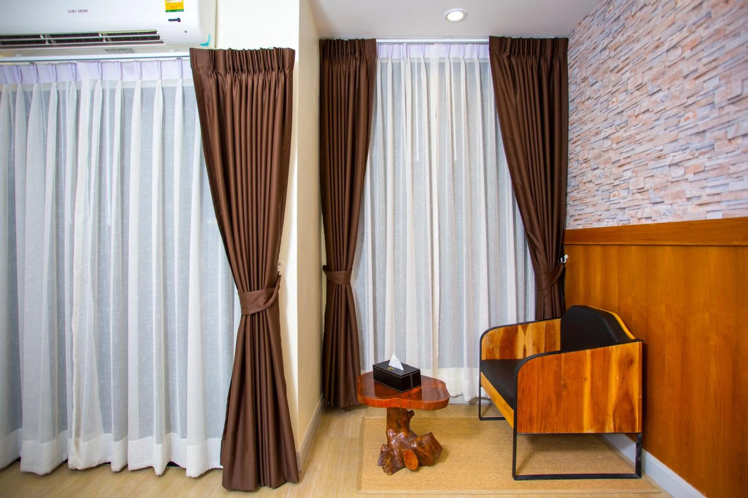 Seating area in Triple B Boutique Residence