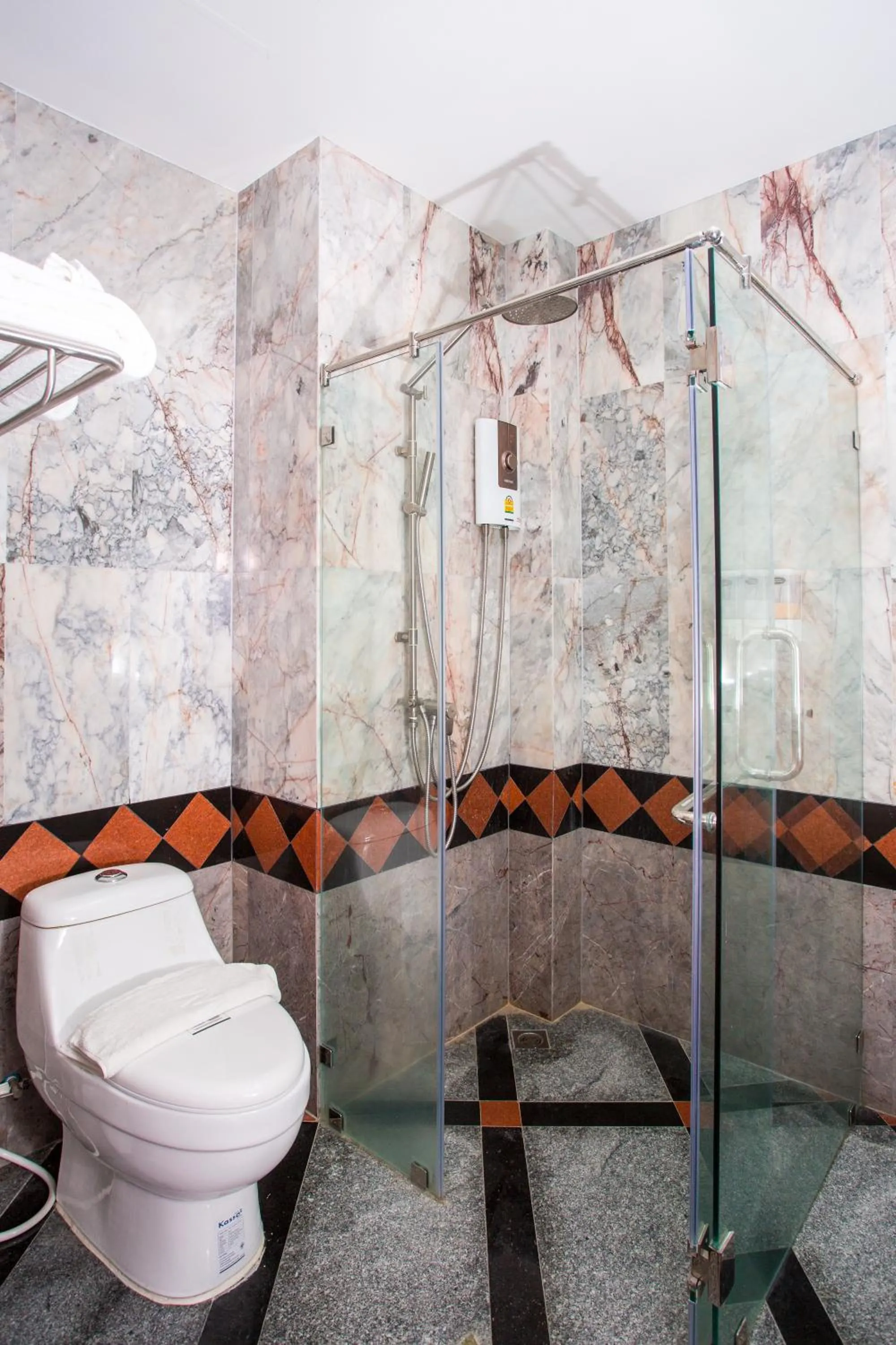 Shower in Triple B Boutique Residence