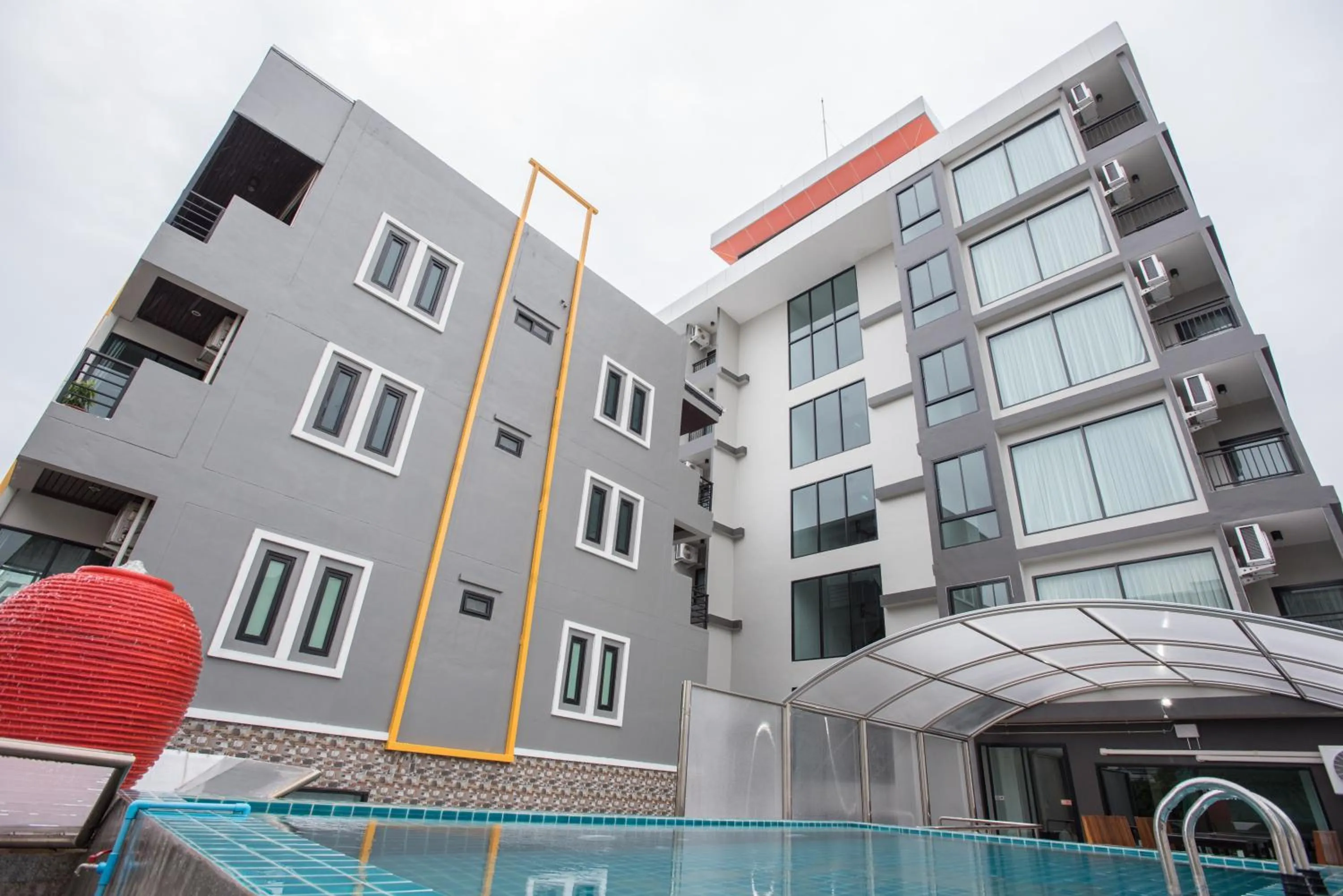 Swimming pool in Triple B Boutique Residence