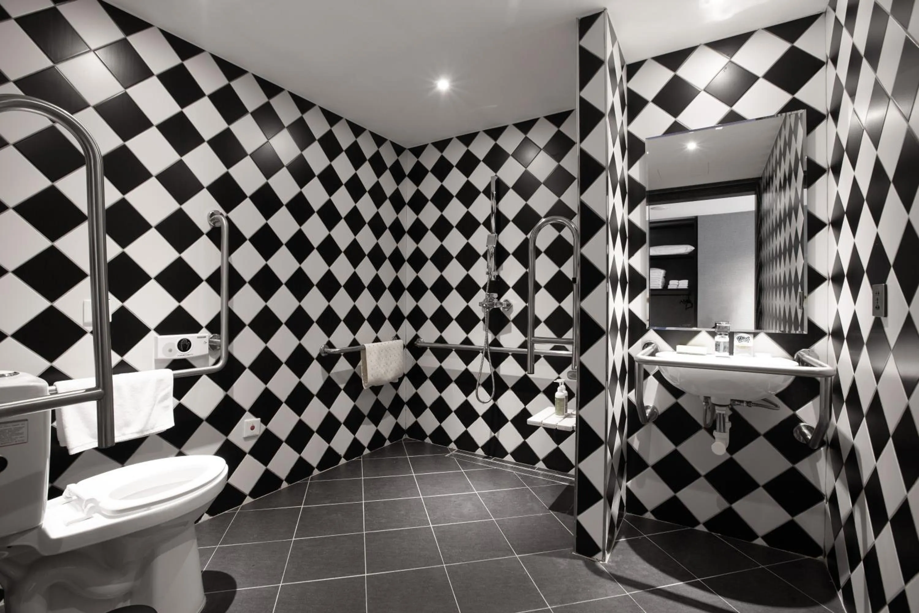 Bathroom in CHECK inn Taipei Main Station