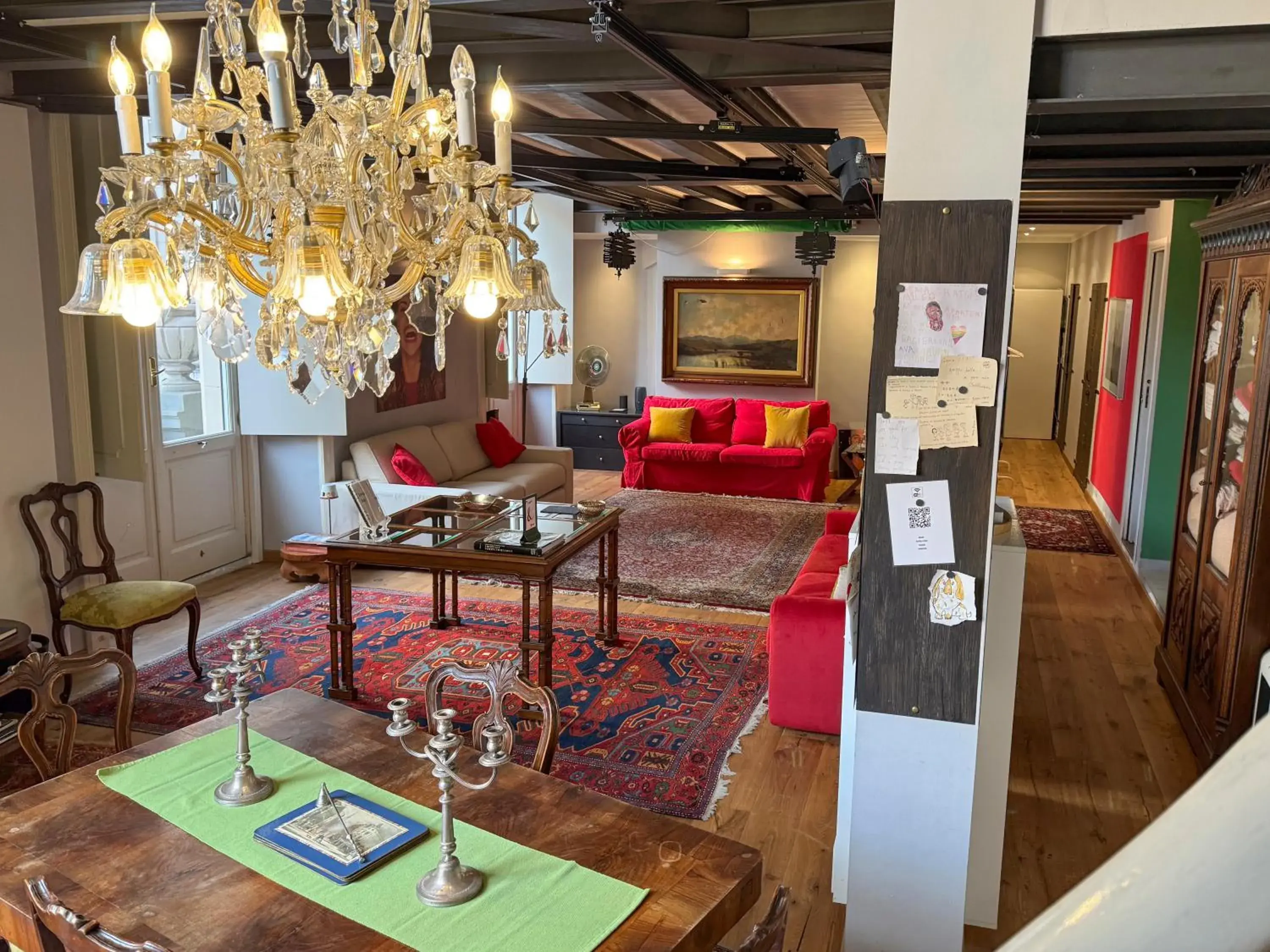 Large One-Bedroom Apartment - Split Level in T-Loft Large One-Bedroom Apartment - Split Level in T-Loft