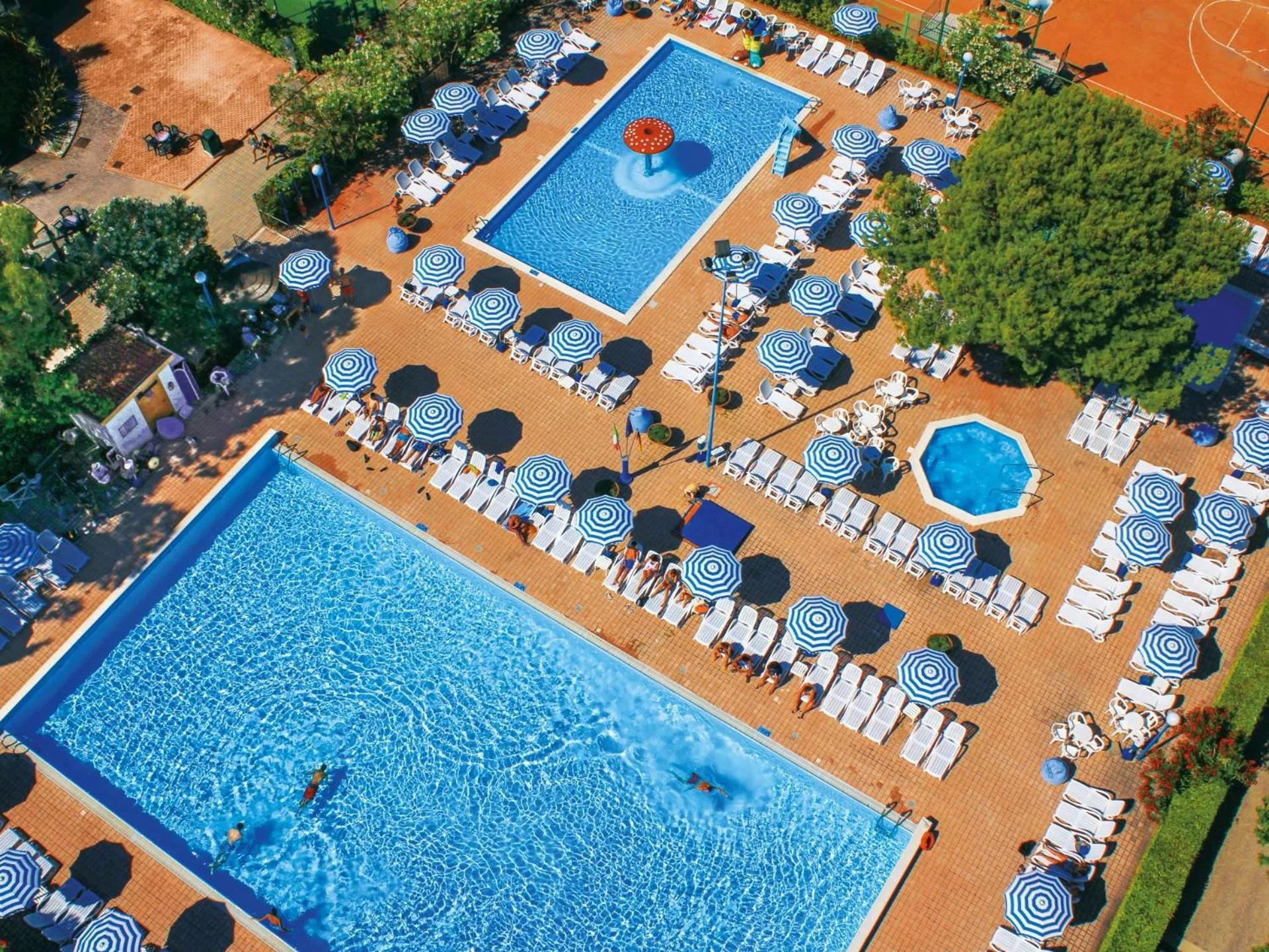 Bird's eye view in Victoria Mobilehome Tortoreto Lido
