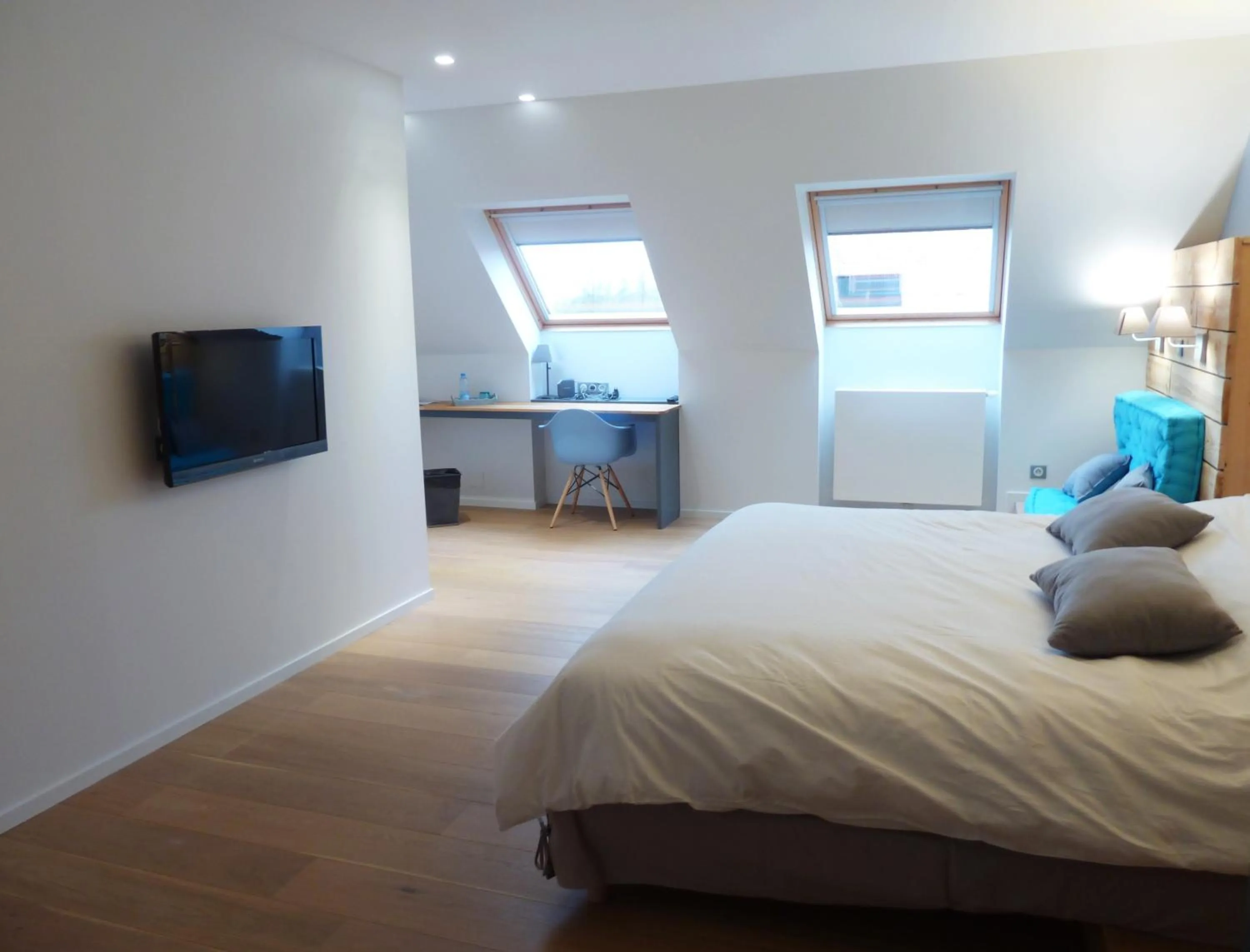 Bedroom, Bed in La Couture du Charme