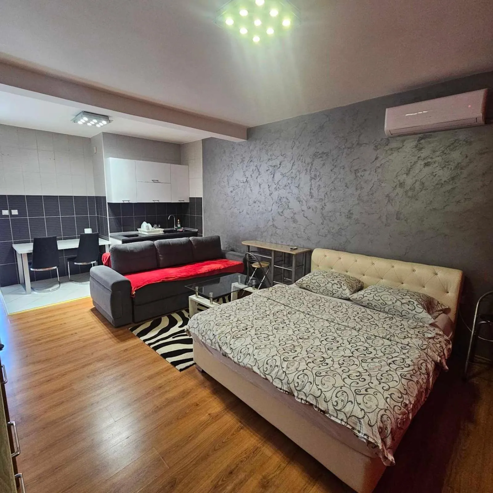 Apartment Savanovic