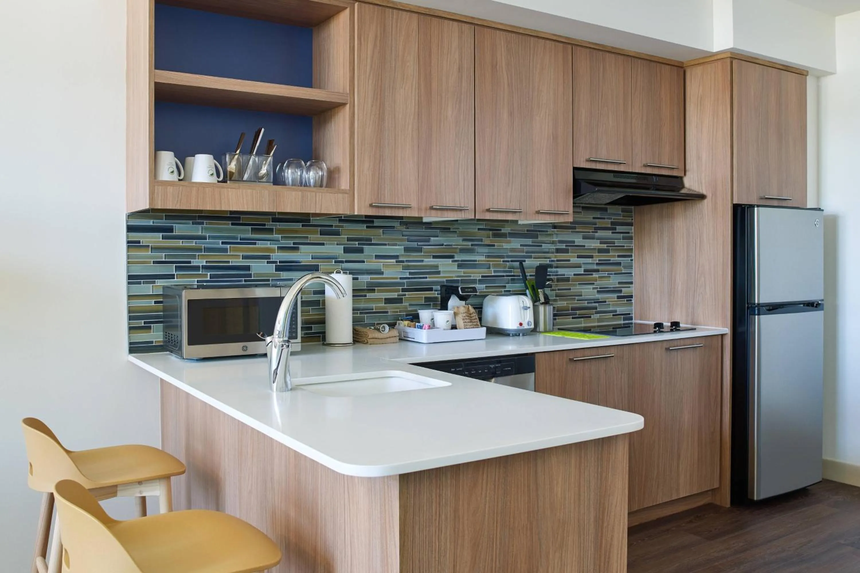 Kitchen or kitchenette in Element Huntsville